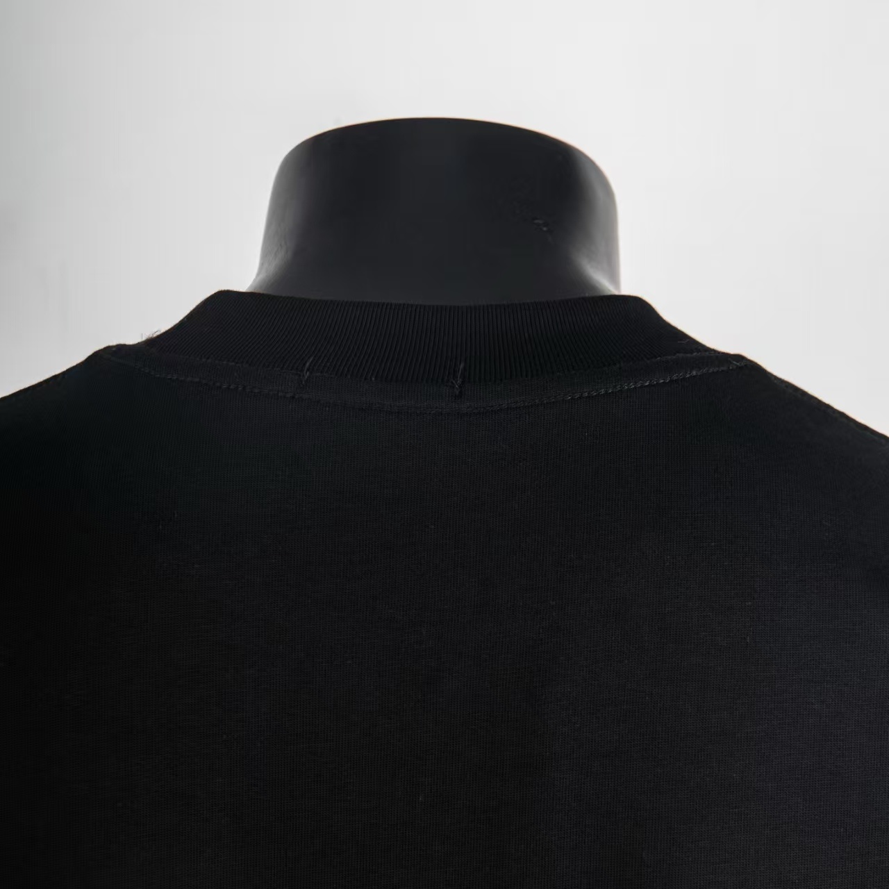 Givenchy Short Sleeve T-Shirt 7003
