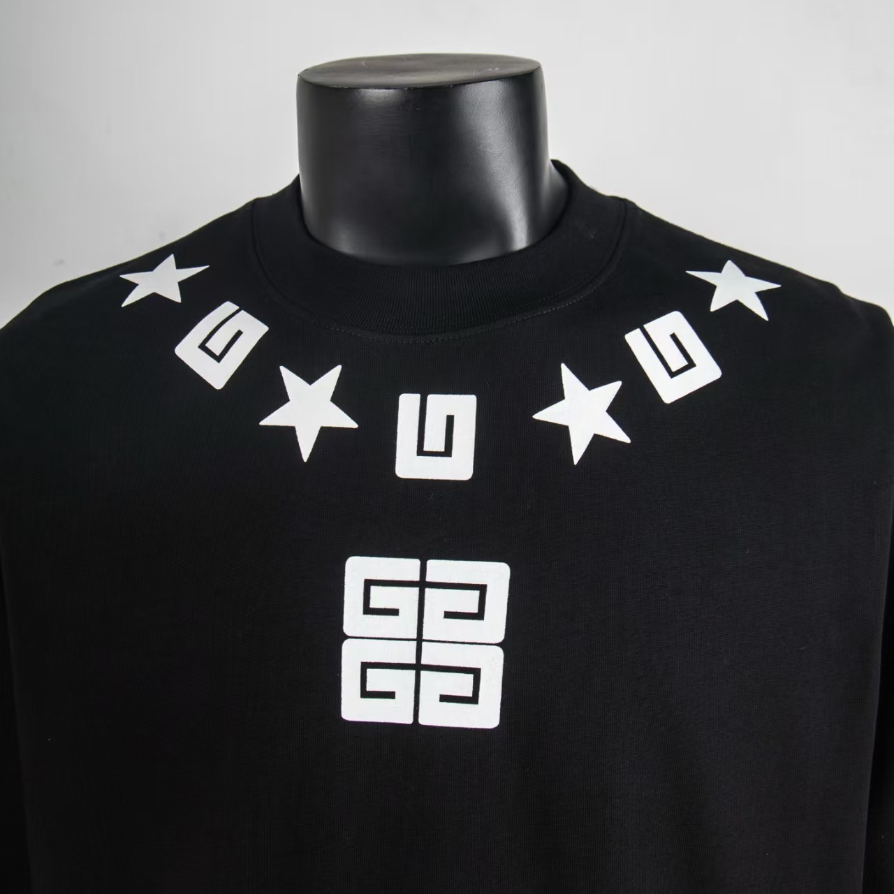 Givenchy Short Sleeve T-Shirt 7003