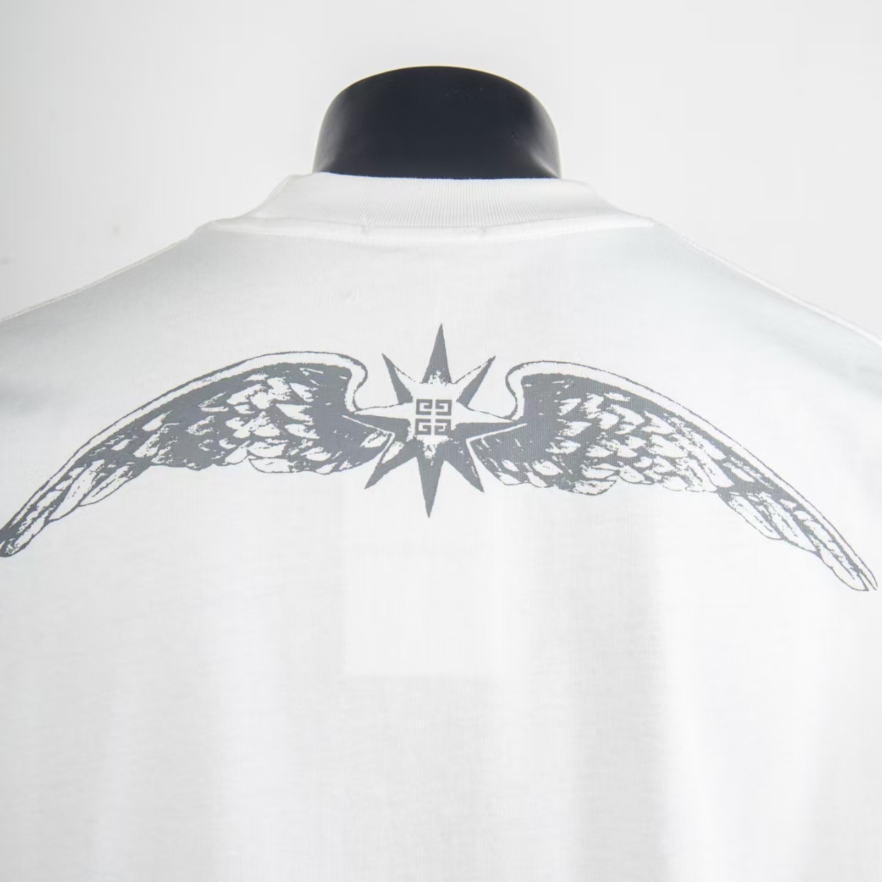 Givenchy Short Sleeve T-Shirt 7004