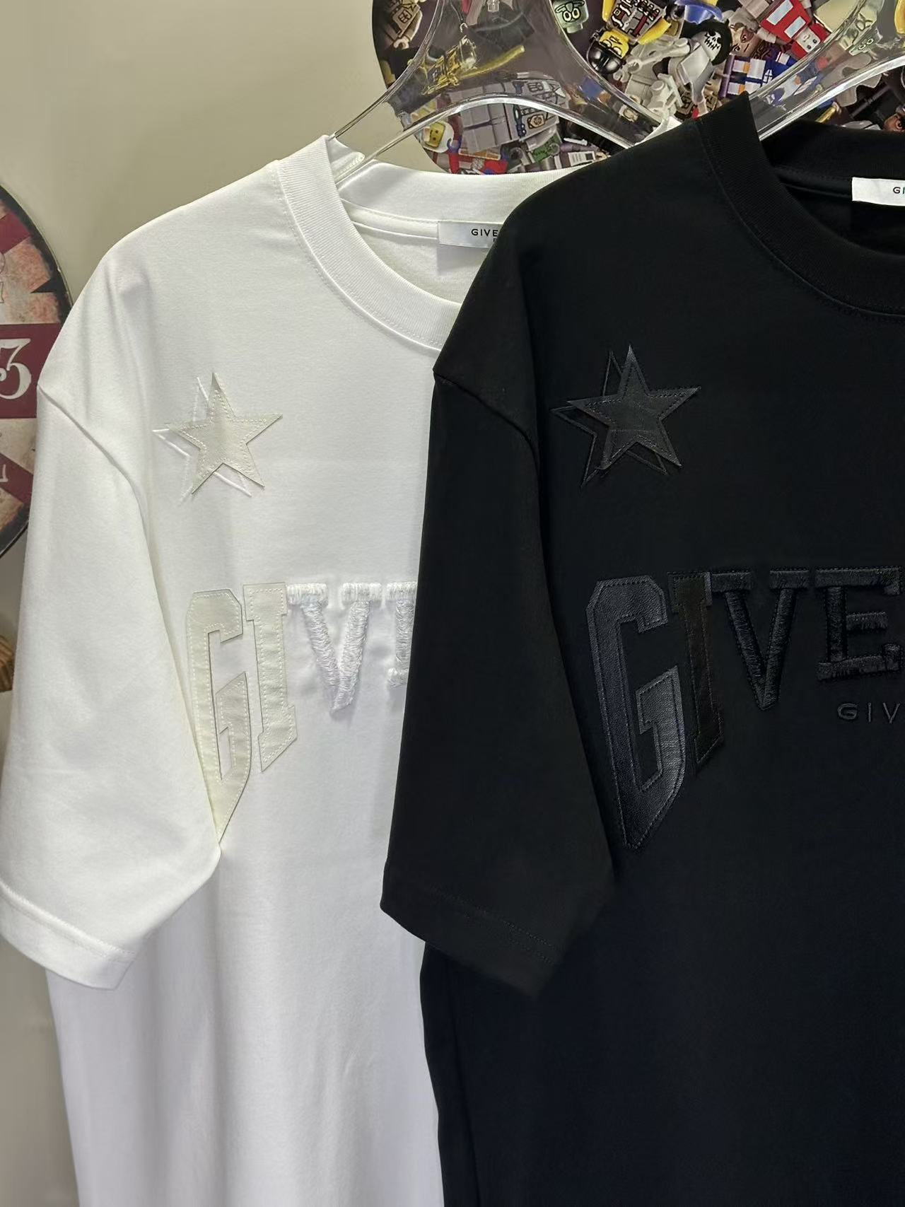 Givenchy Short Sleeve T-Shirt Style 1