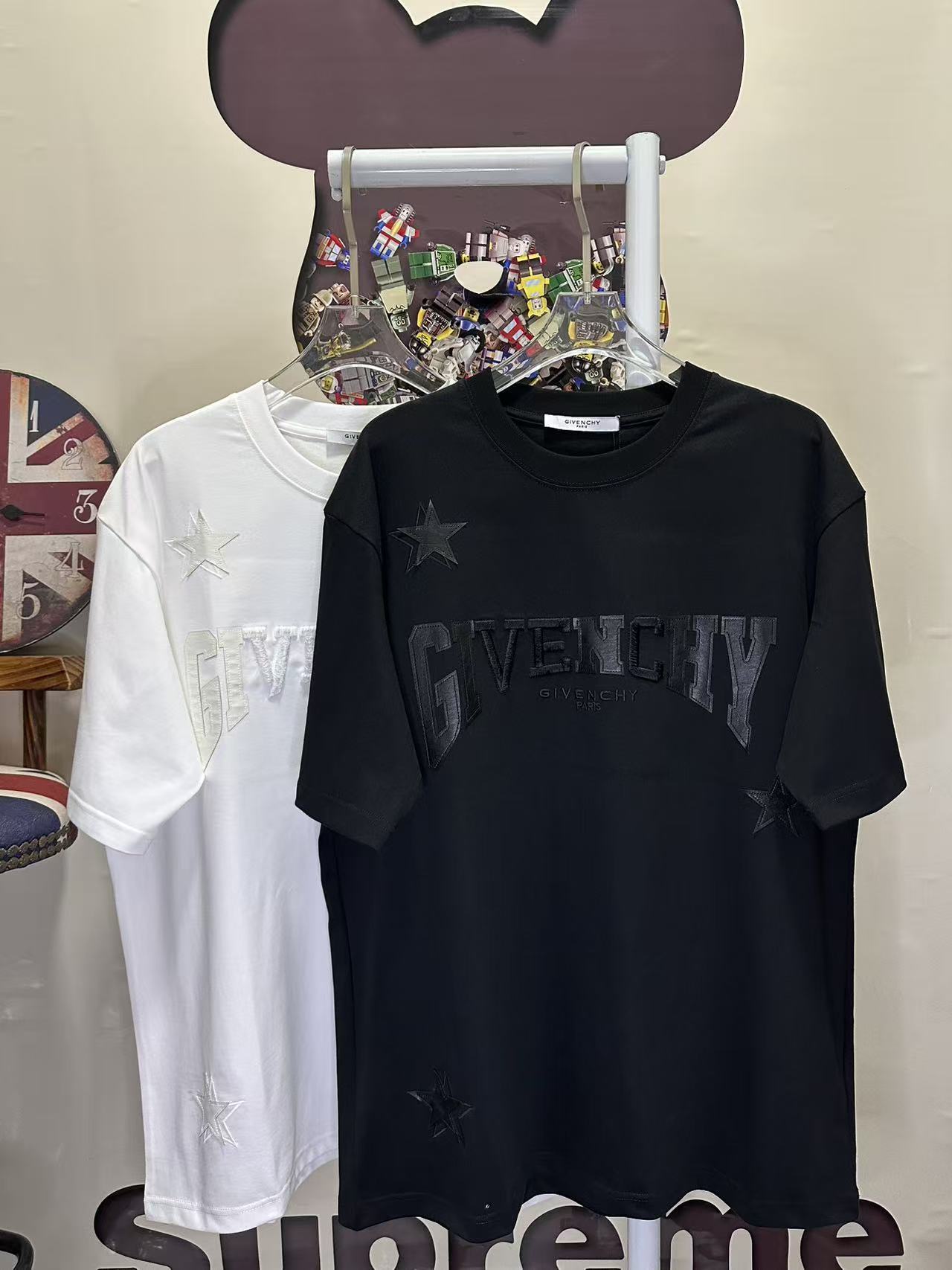Givenchy Short Sleeve T-Shirt Style 1