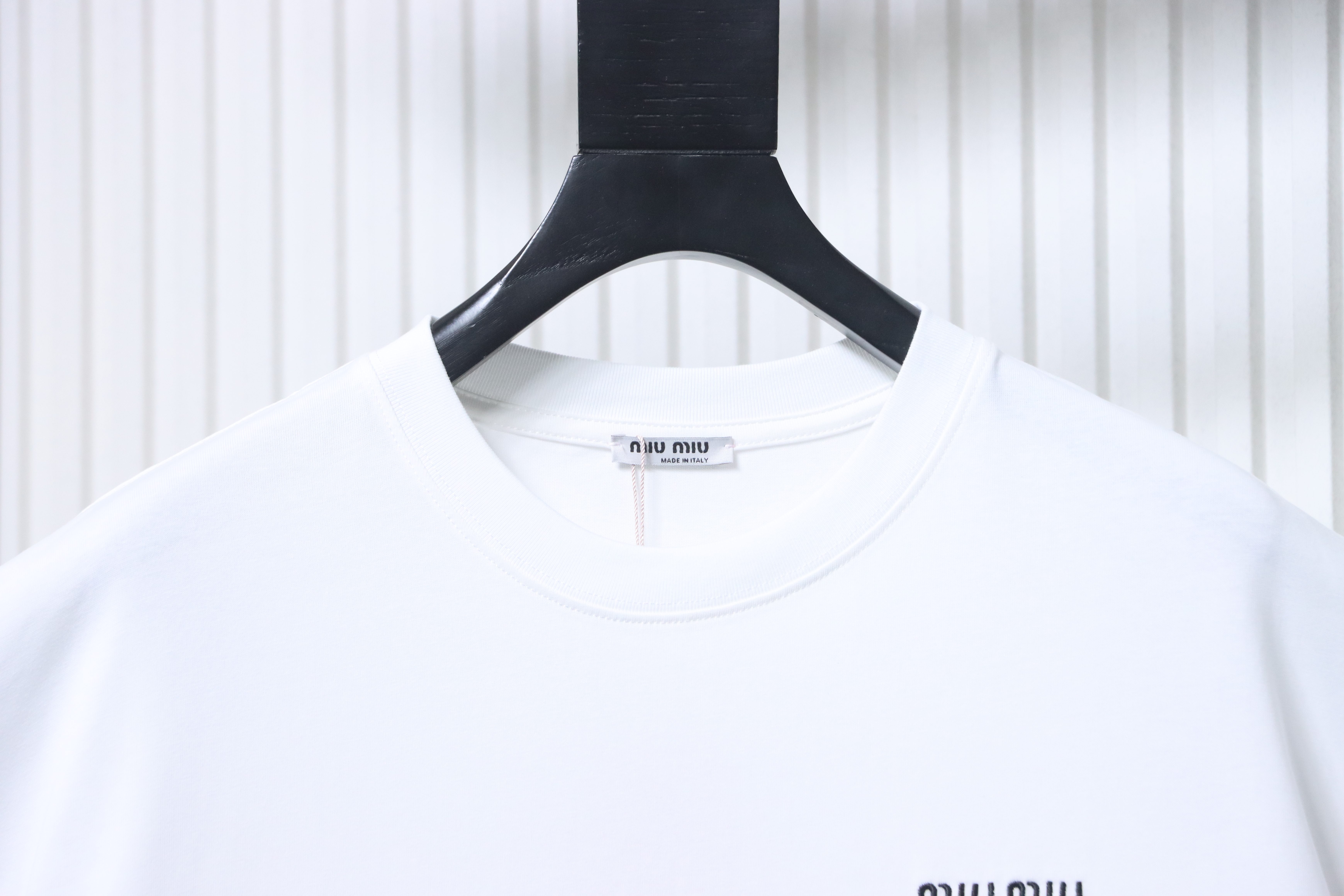Miu Miu Classic Embroidered Logo Letter T-Shirt Style 1