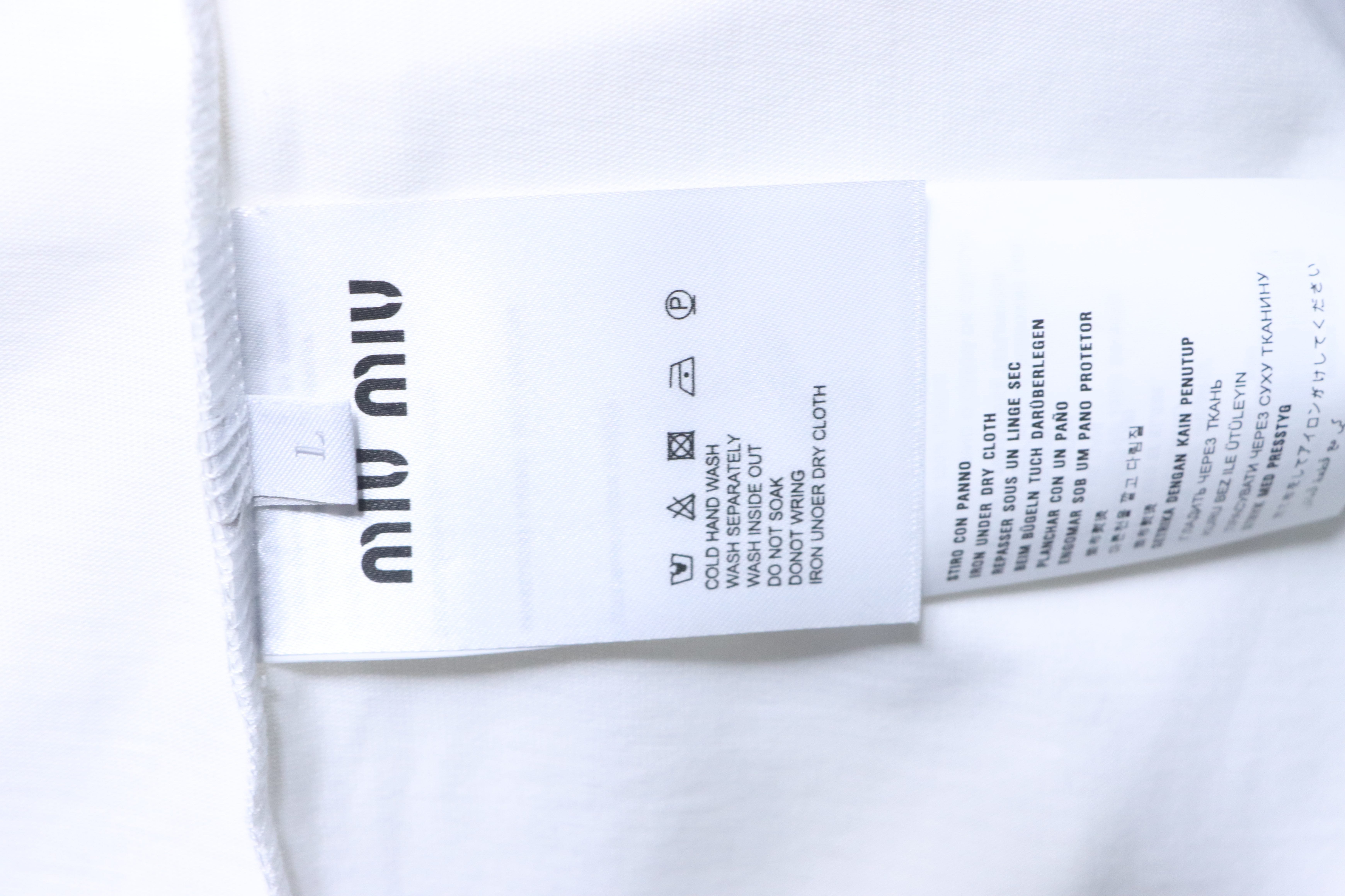 Miu Miu Classic Embroidered Logo Letter T-Shirt Style 1