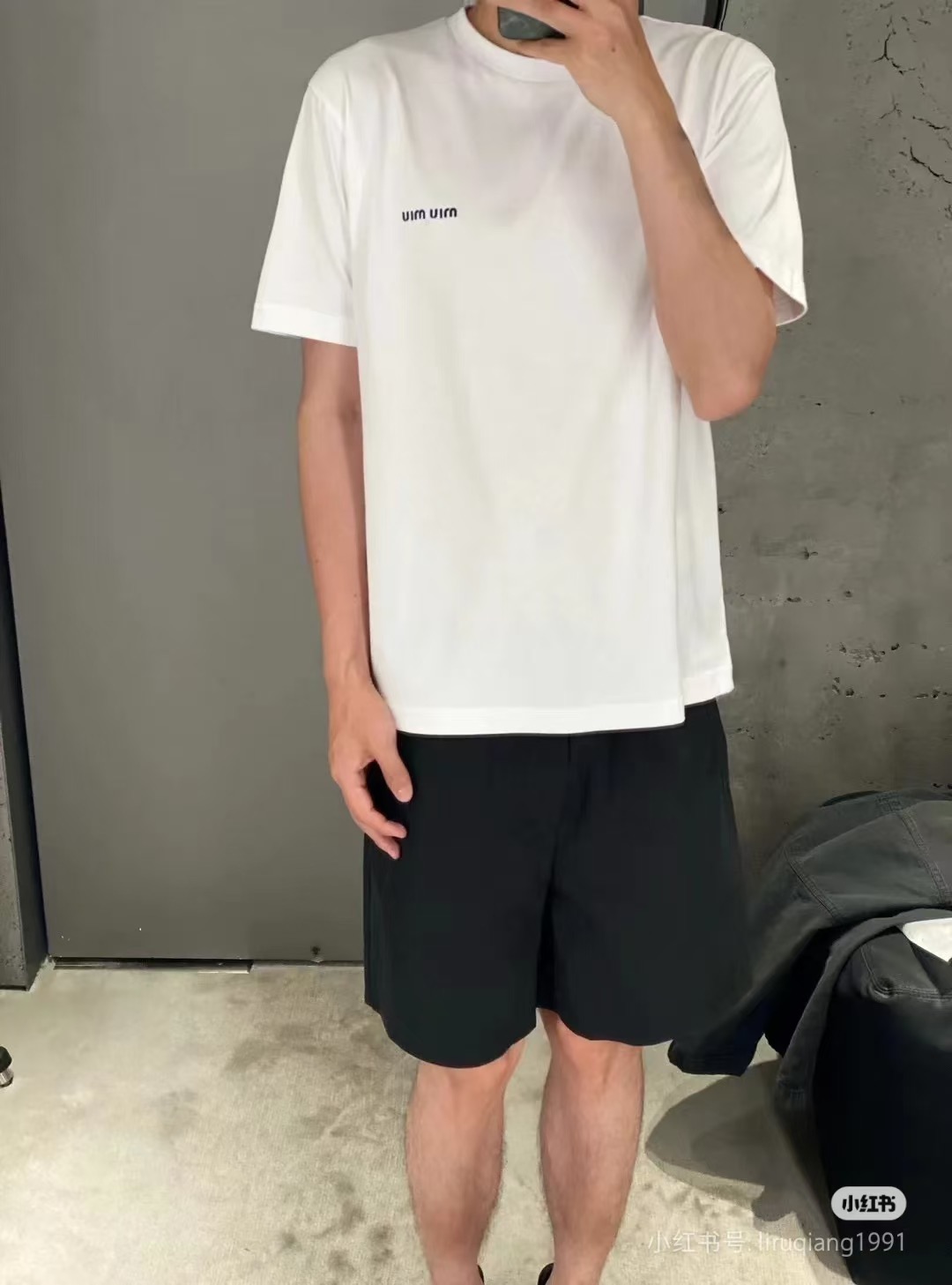 Miu Miu Classic Embroidered Logo Letter T-Shirt Style 1