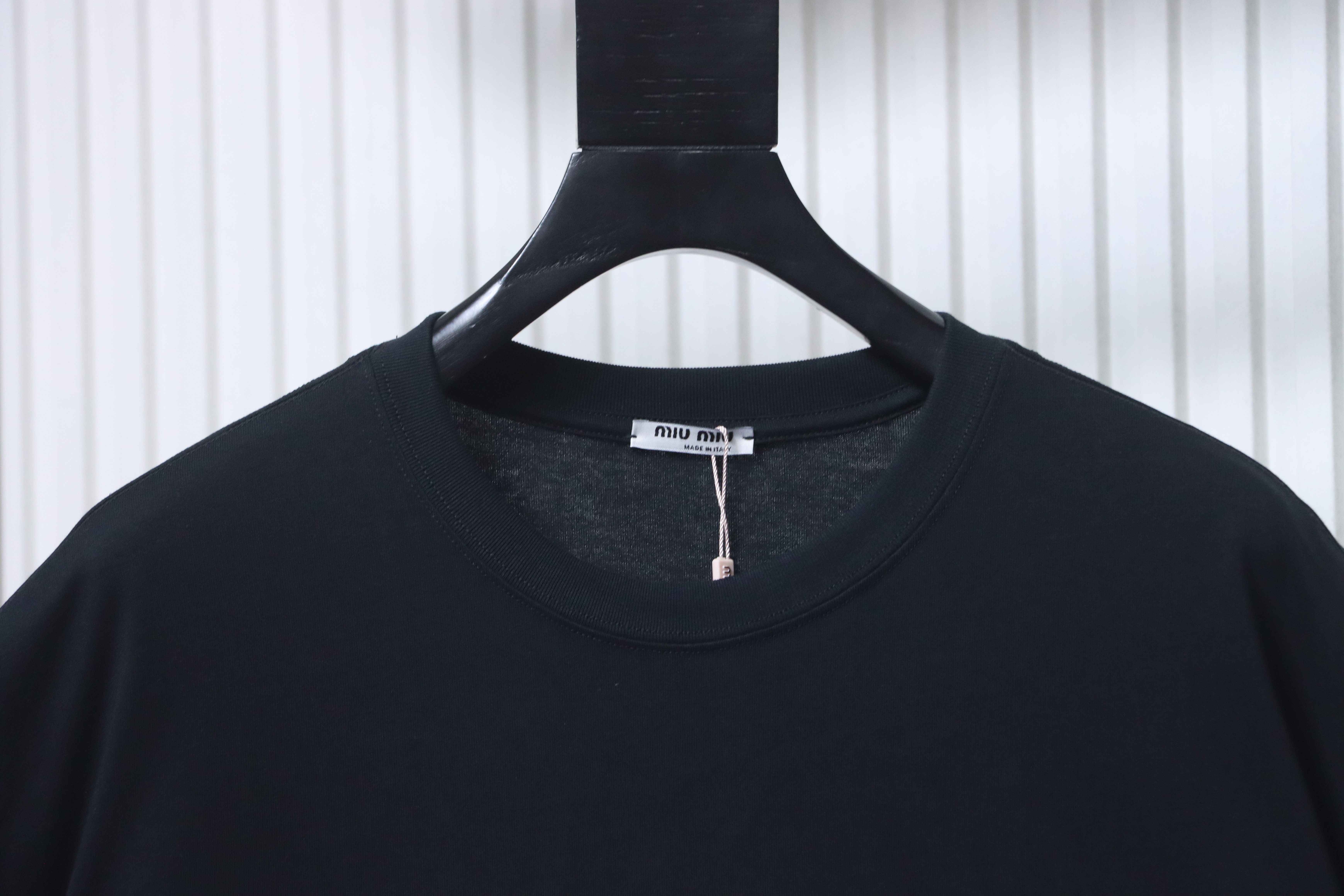 Miu Miu Classic Embroidered Logo Letter T-Shirt Style 2