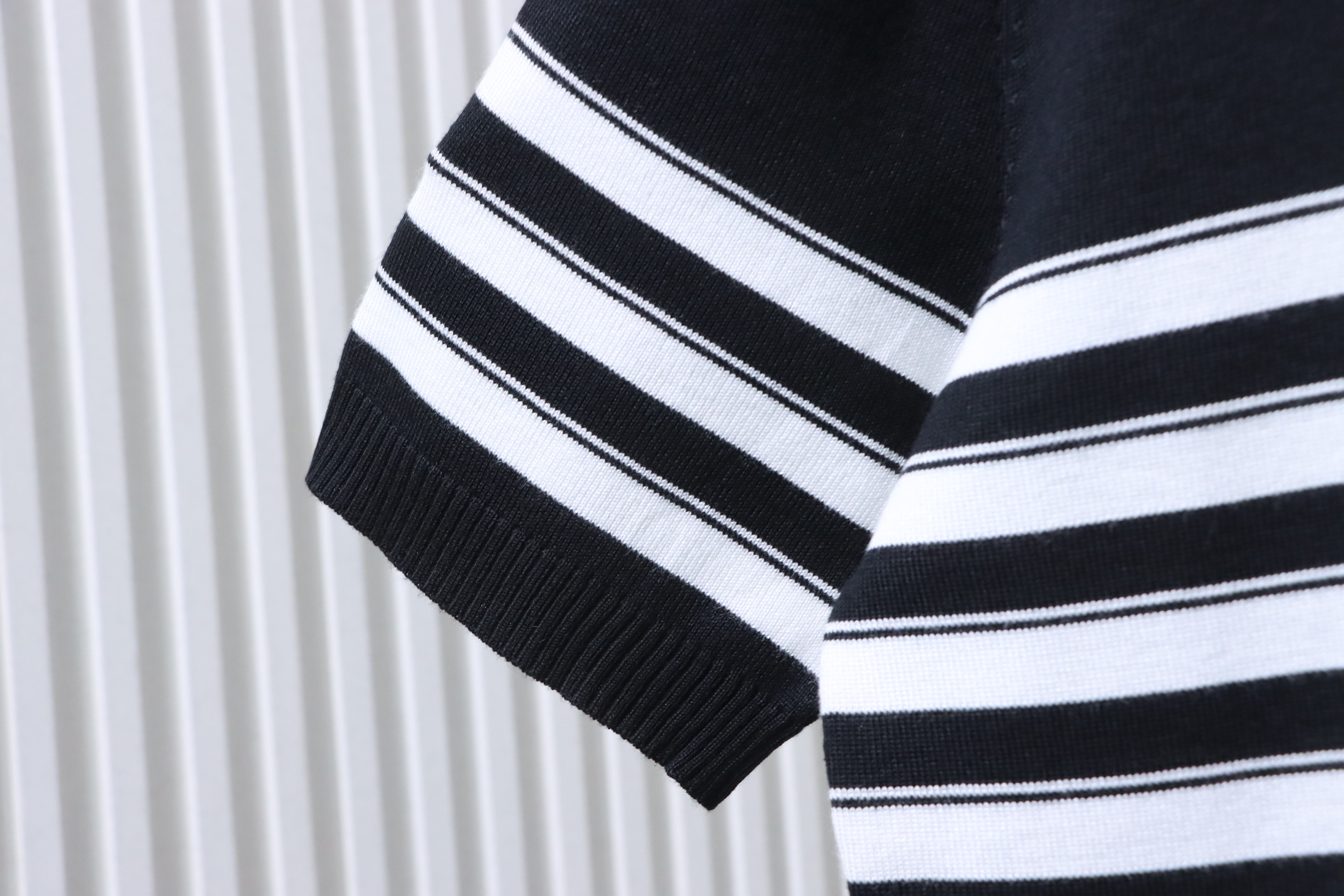Ralph Lauren Striped Pony Logo Embroidery Small V-Neck Knit Short Sleeve Polo Shirt Style 2