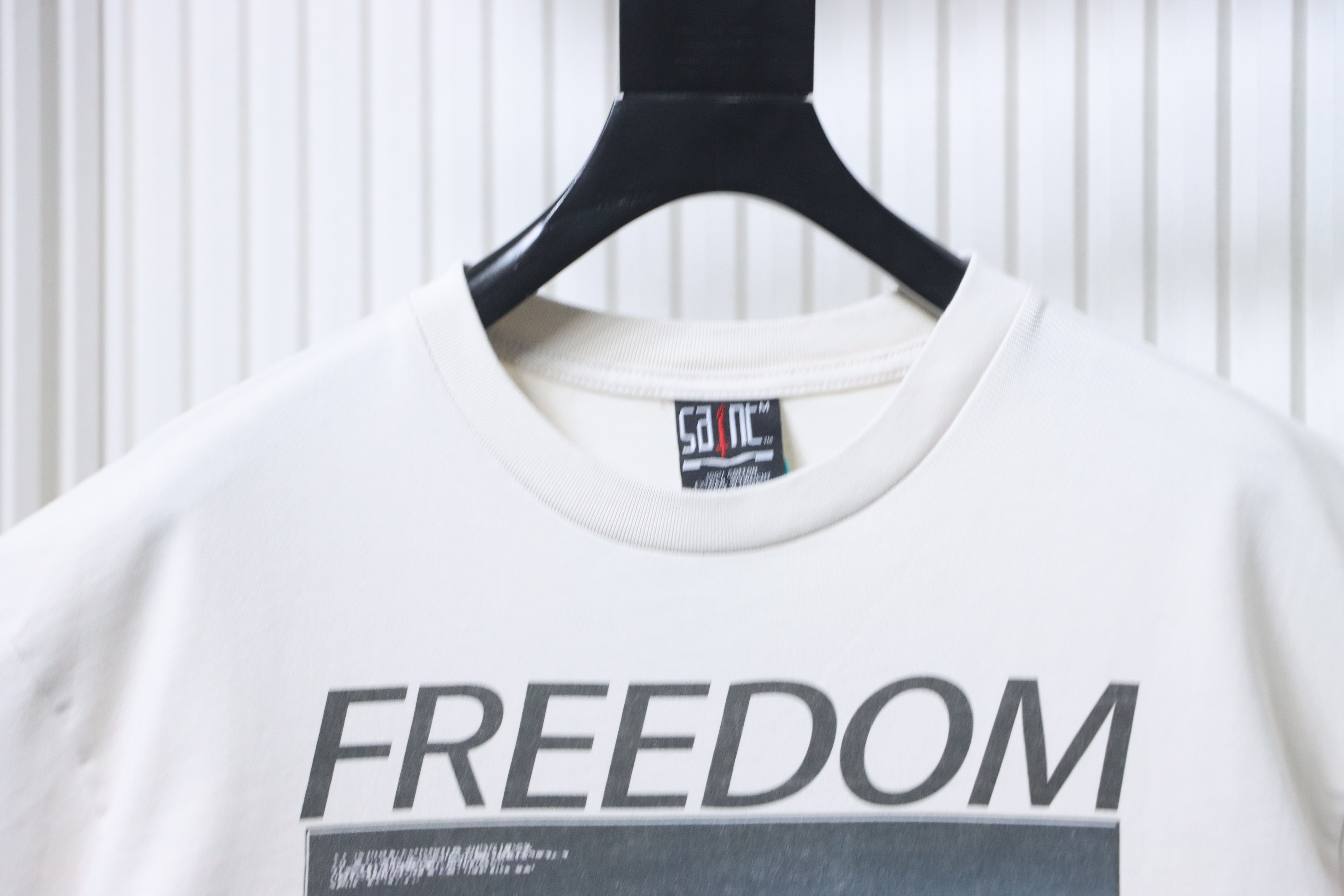 SAINT FREEDOM Astronaut Vintage Short Sleeve T-Shirt