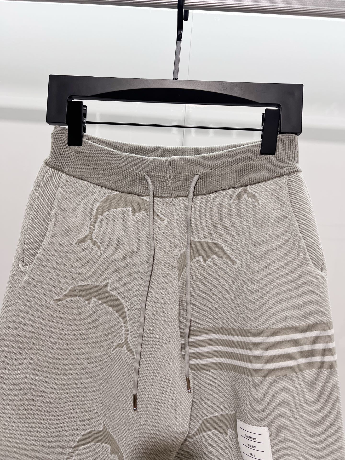 Thom Browne 2026 Gray Dolphin Size M-XXL Clothing