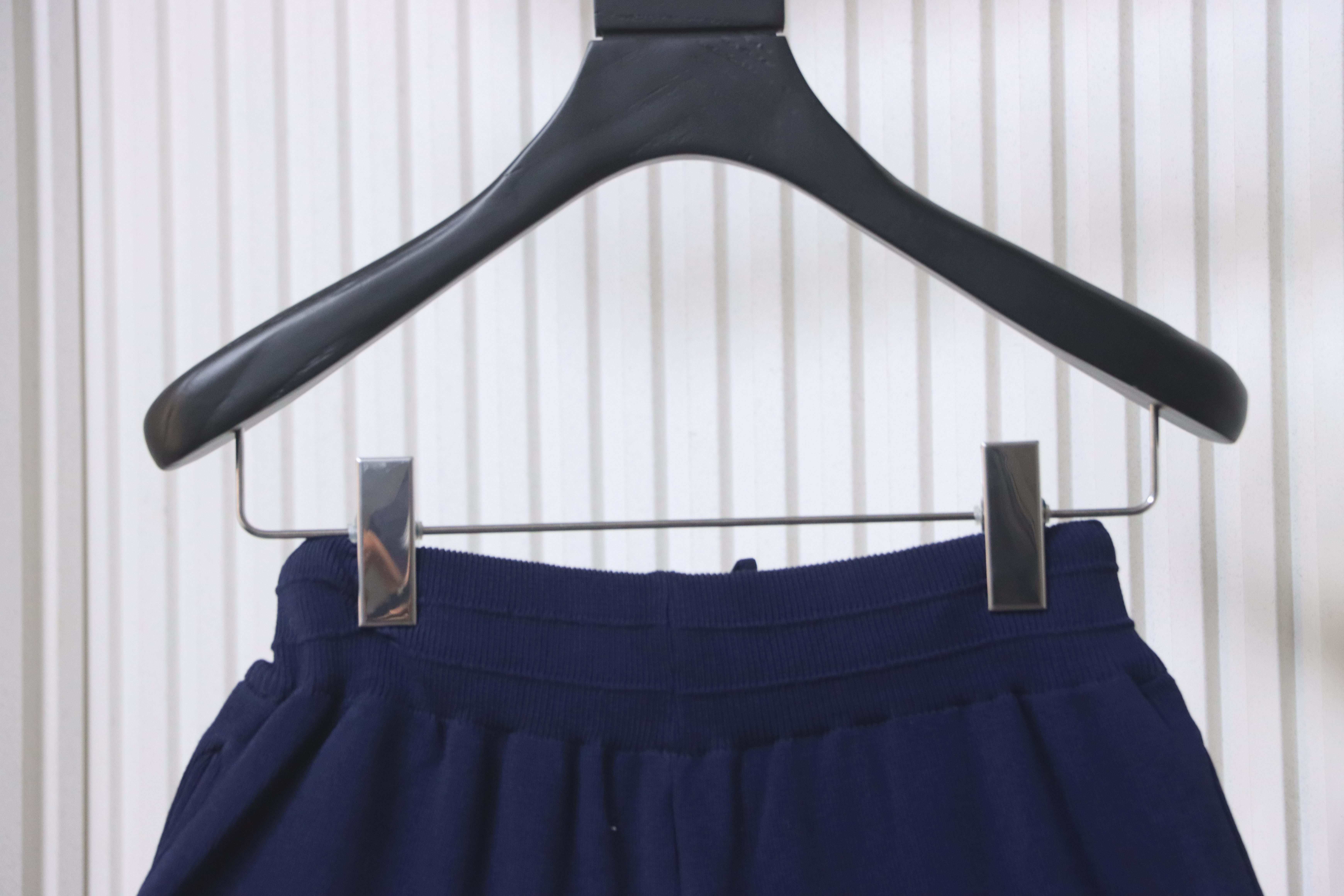 Thom Browne Classic Four-Bar Knit Shorts Style 1