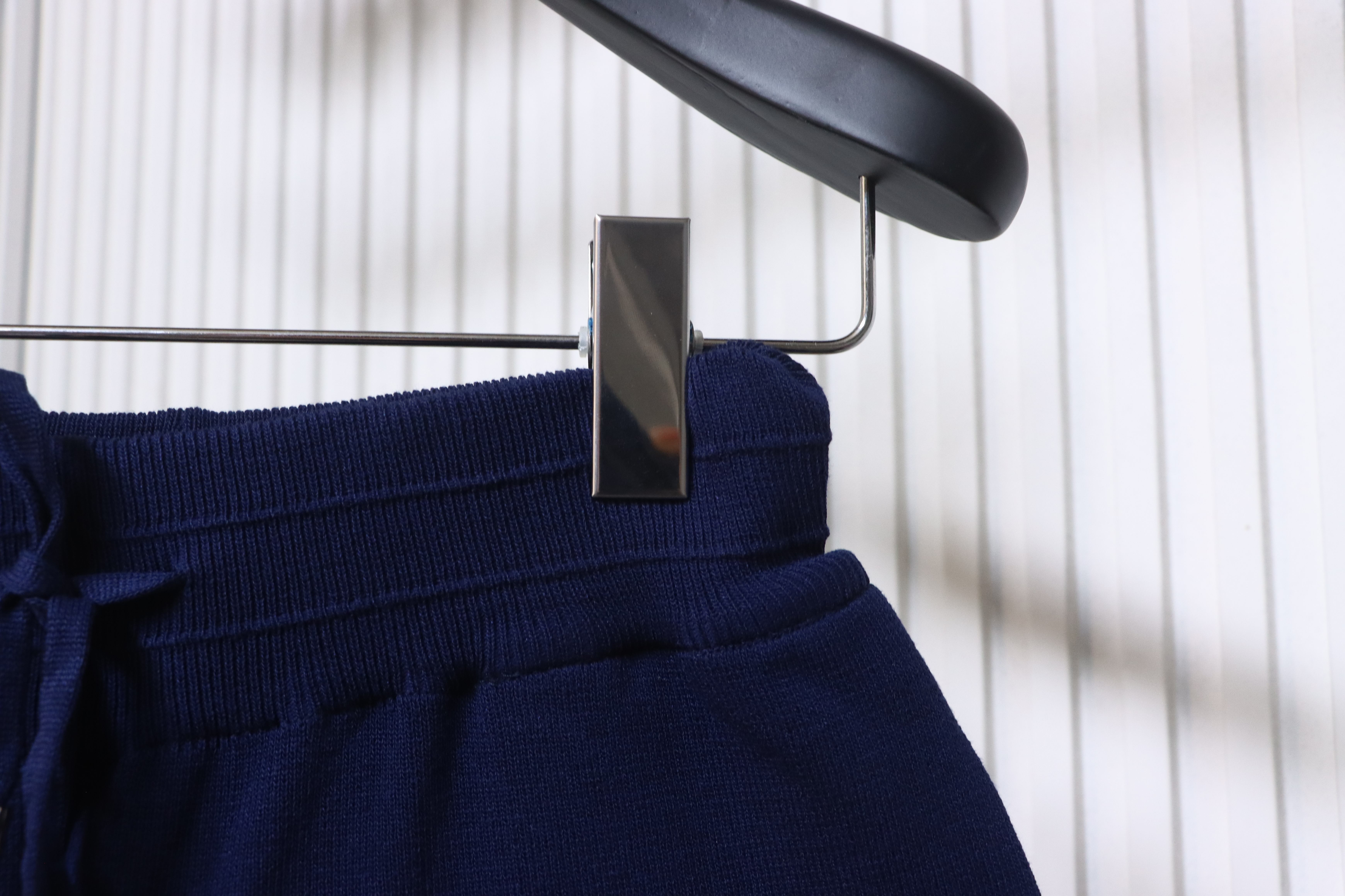 Thom Browne Classic Four-Bar Knit Shorts Style 1