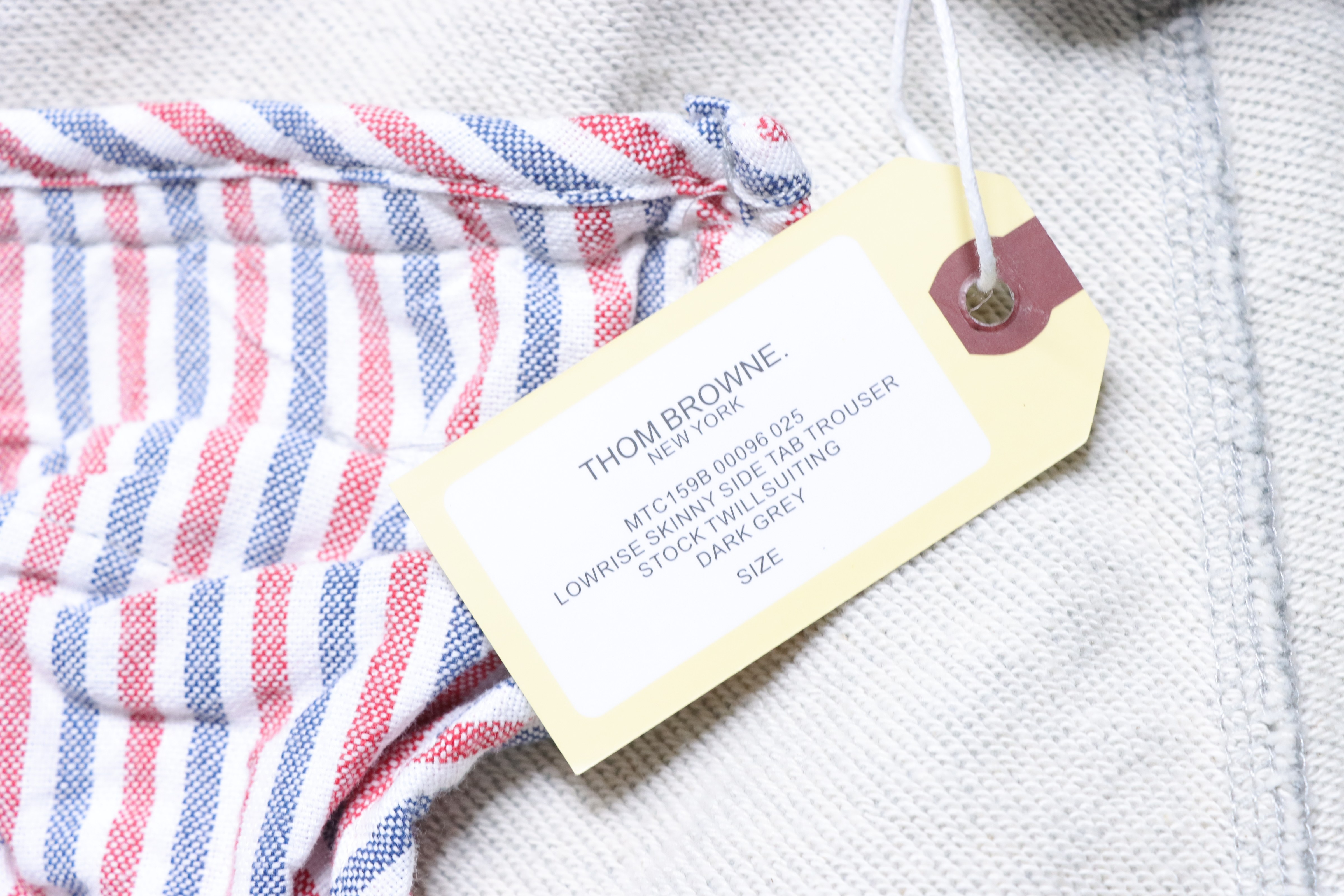 Thom Browne Classic Yarn-Dyed Four-Bar Shorts Style 2