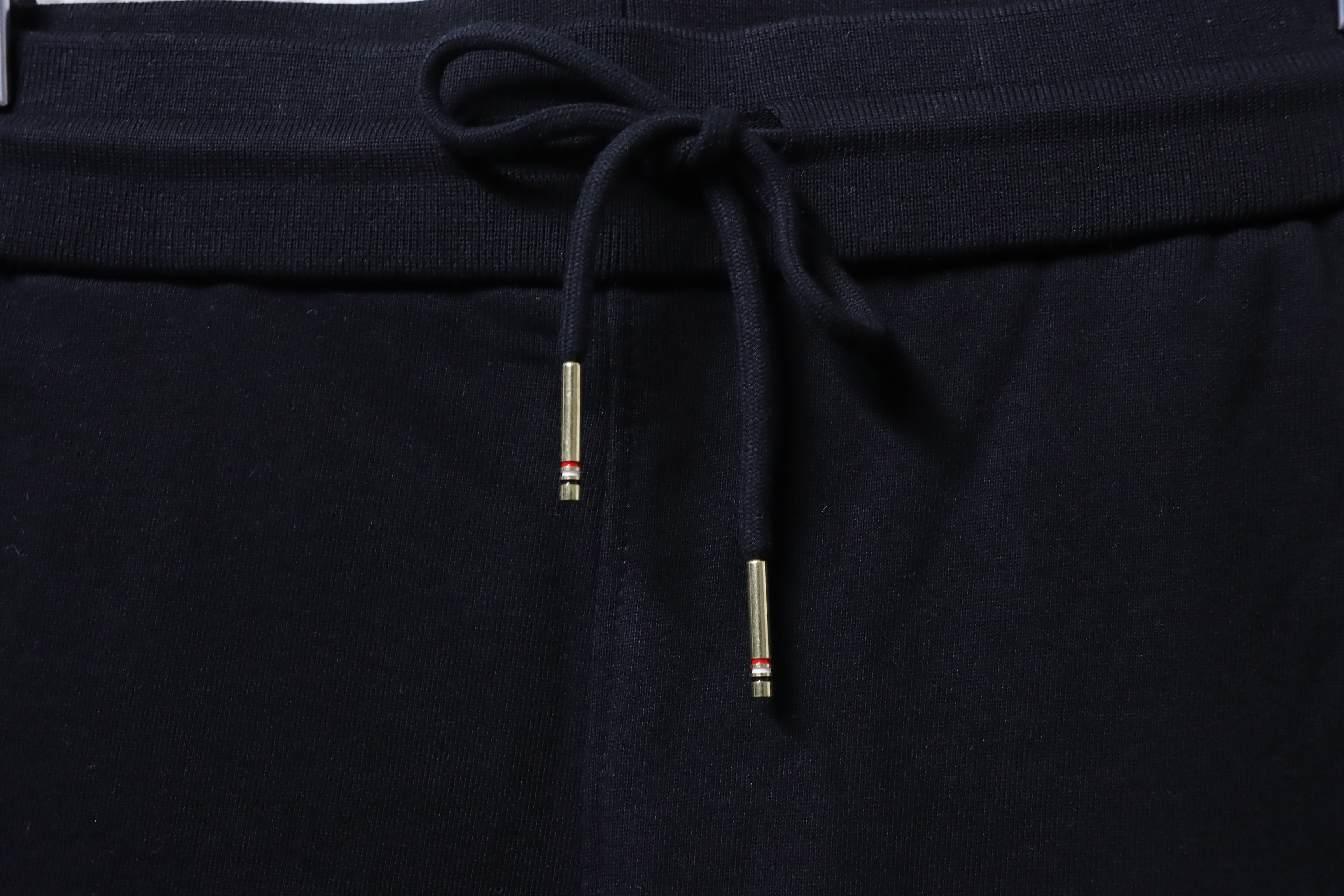 Thom Browne Classic Yarn-Dyed Four-Bar Shorts Style 3