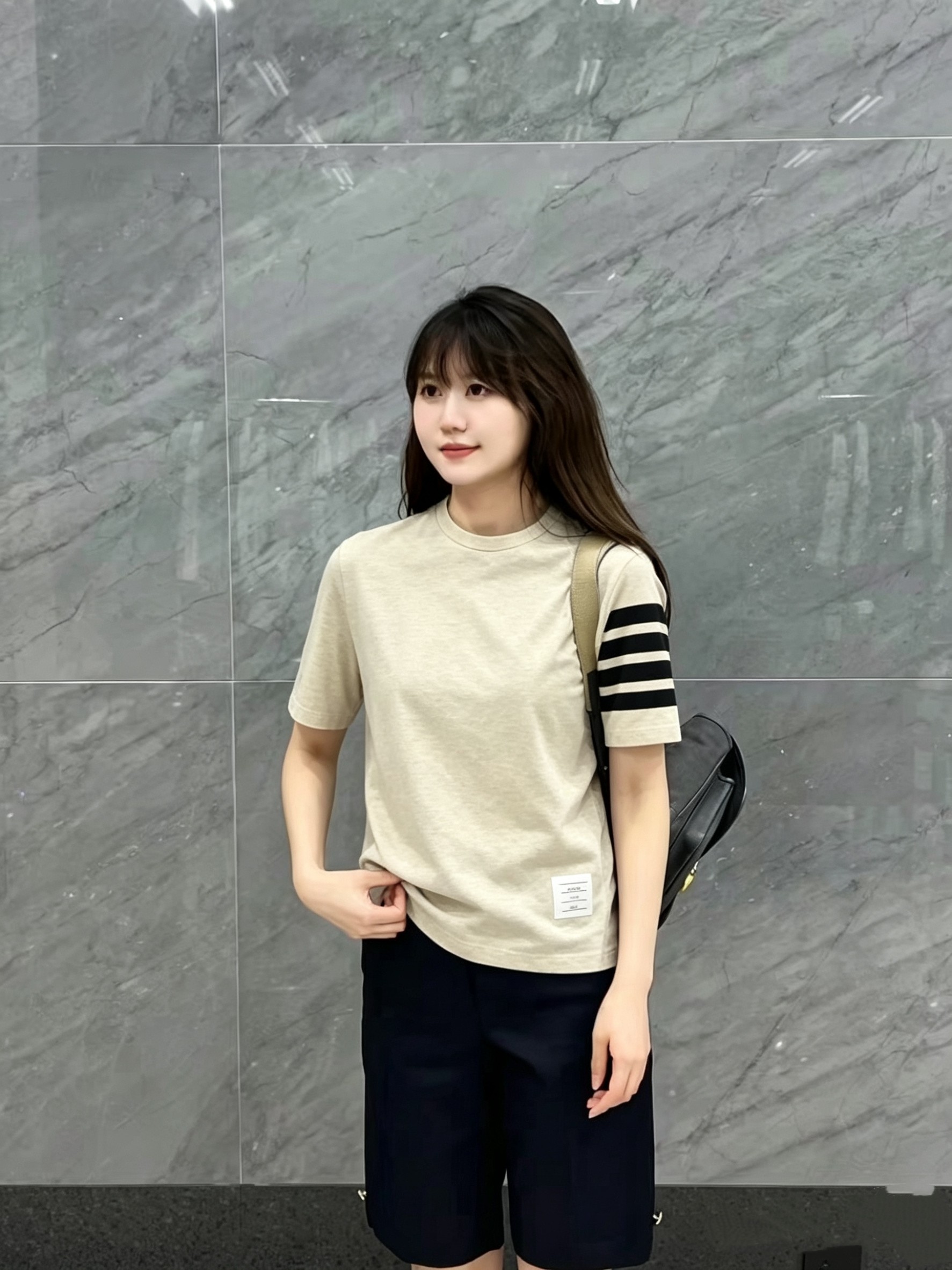 Thom Browne TB Classic Four-Bar Crewneck Short Sleeve T-Shirt Style 1
