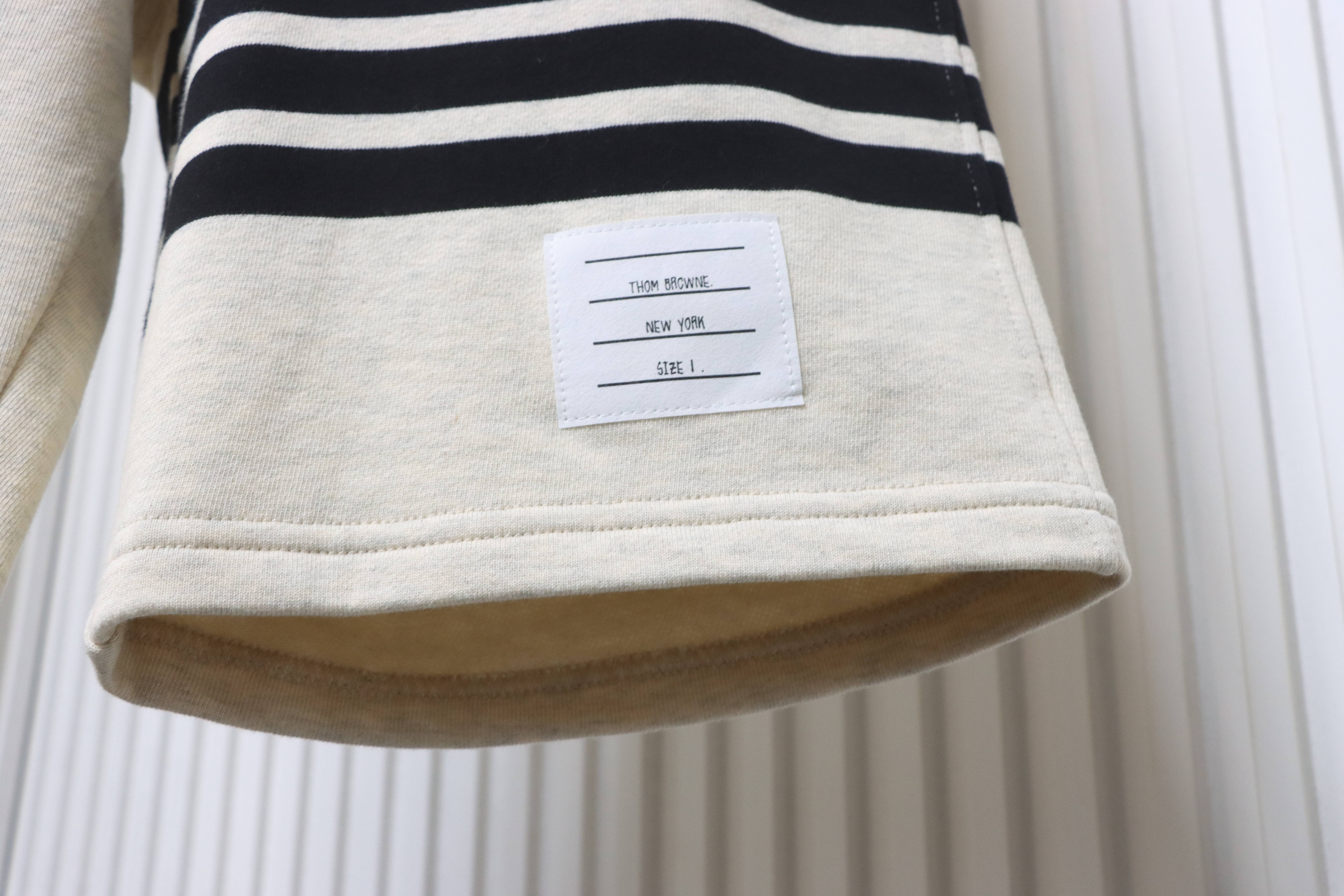 Thom Browne TB Classic Four-Bar Yarn-Dyed Shorts Style 1