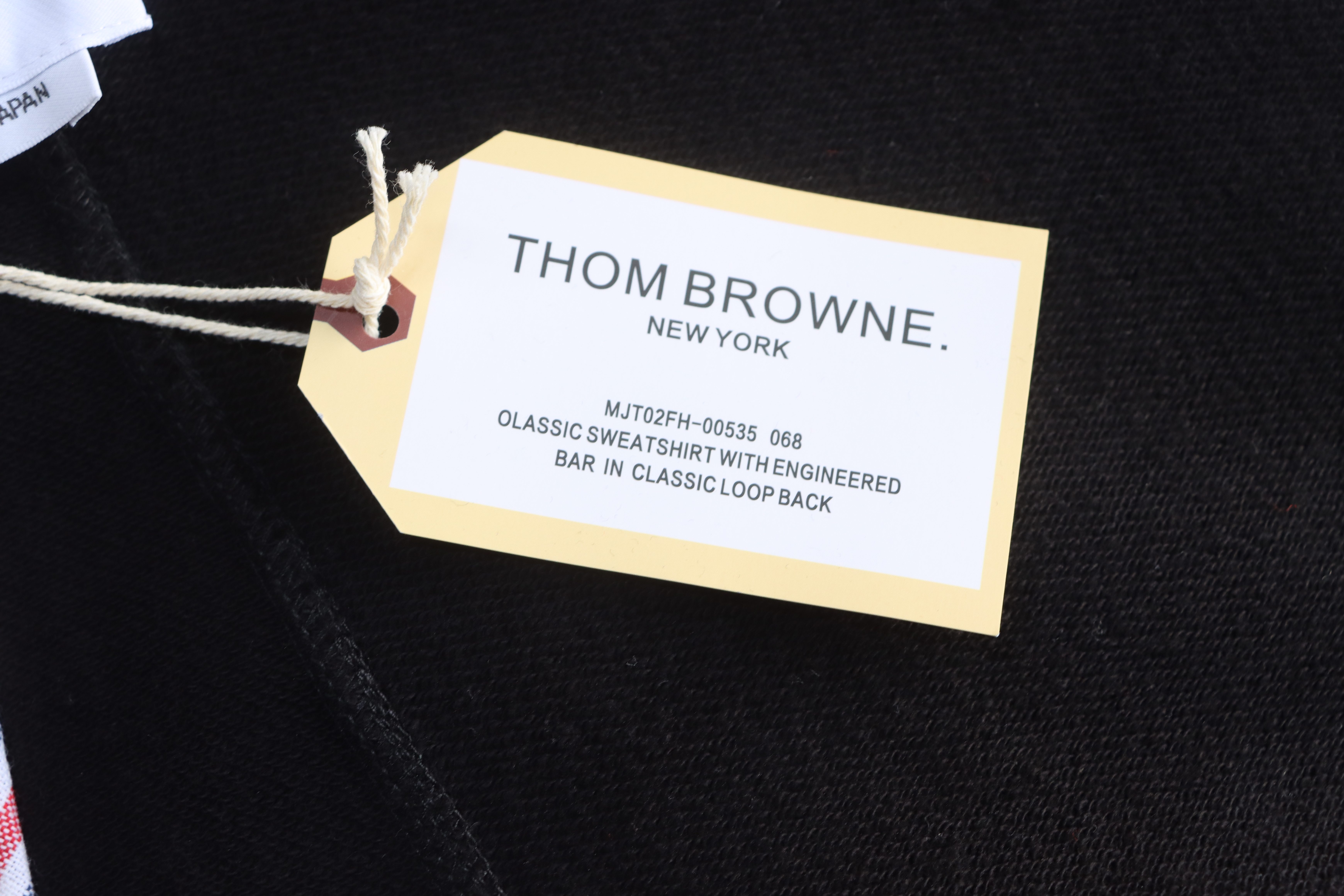 Thom Browne TB Classic Four-Bar Yarn-Dyed Shorts Style 2