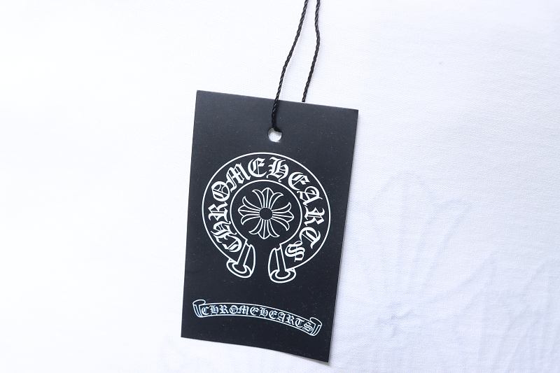 Chrome Hearts 26SS Cross Rhinestone Logo Short Sleeve T-Shirt Style 1