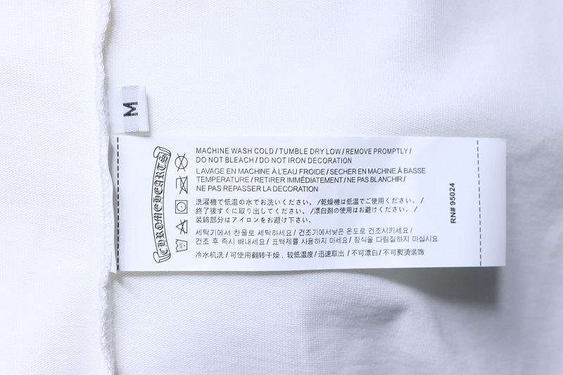 Chrome Hearts 26SS Cross Rhinestone Logo Short Sleeve T-Shirt Style 1
