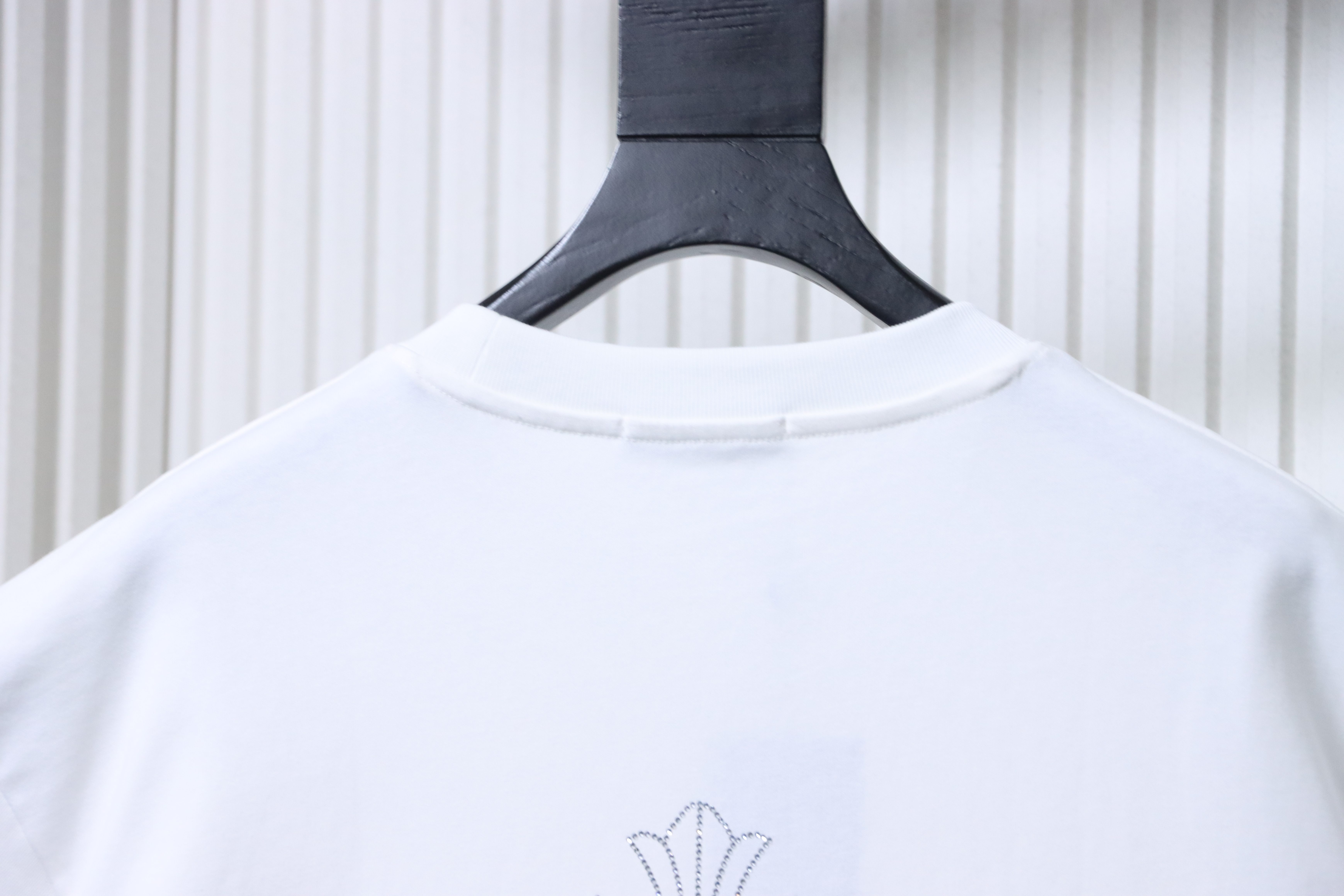 Chrome Hearts 26SS Cross Rhinestone Logo Short Sleeve T-Shirt Style 1
