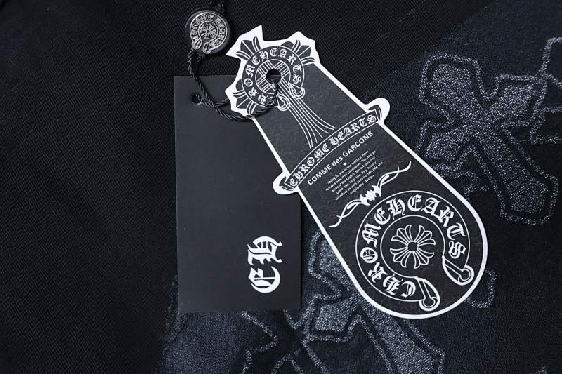 Chrome Hearts 26SS Cross Sanskrit Embroidered CH Short Sleeve T-Shirt Style 2