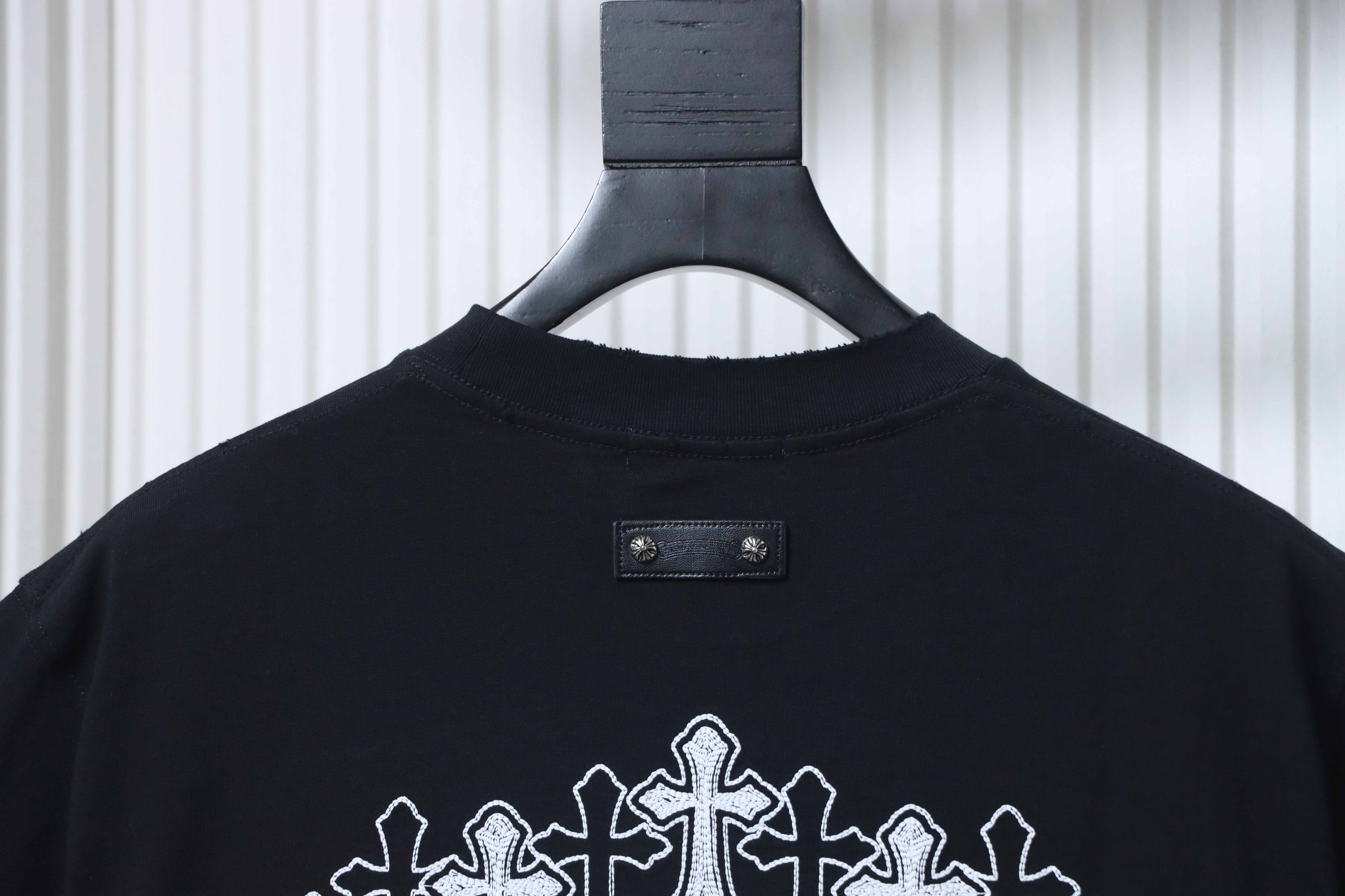 Chrome Hearts 26SS Cross Sanskrit Embroidered CH Short Sleeve T-Shirt Style 2