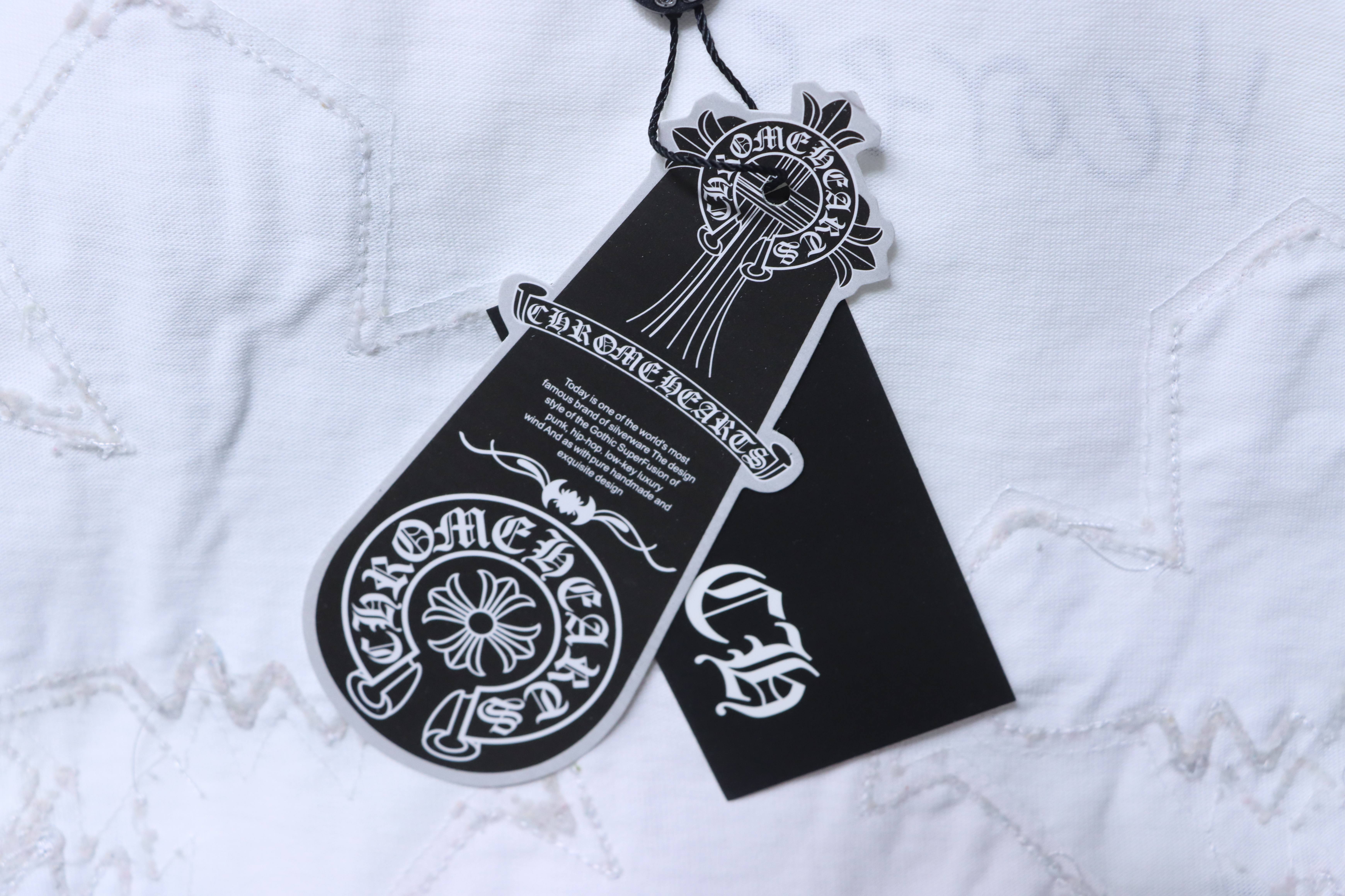 Chrome Hearts 26SS Floral Applique Heavy Craft Embroidered Short Sleeve T-Shirt Style 1