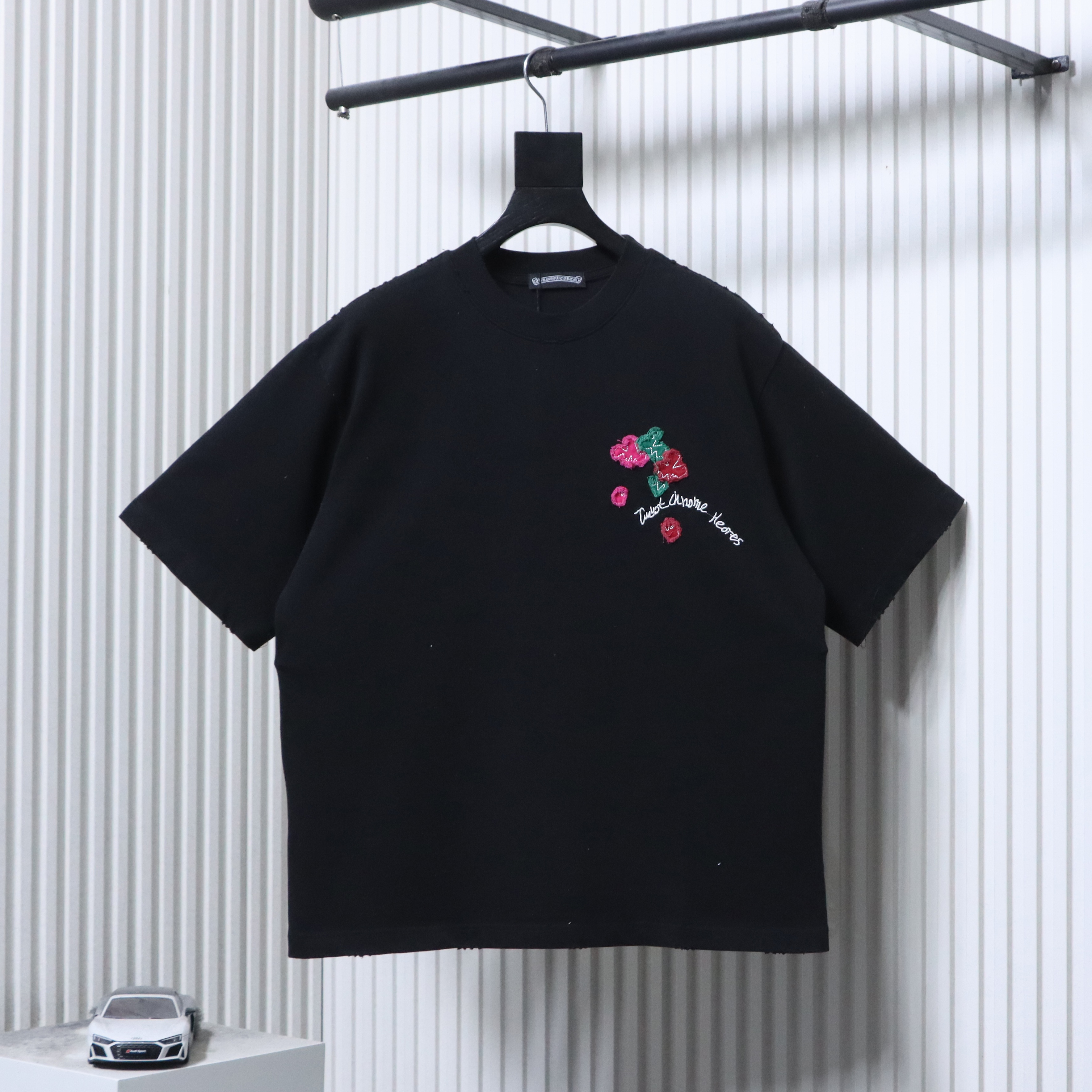 Chrome Hearts 26SS Floral Applique Heavy Craft Embroidered Short Sleeve T-Shirt Style 2