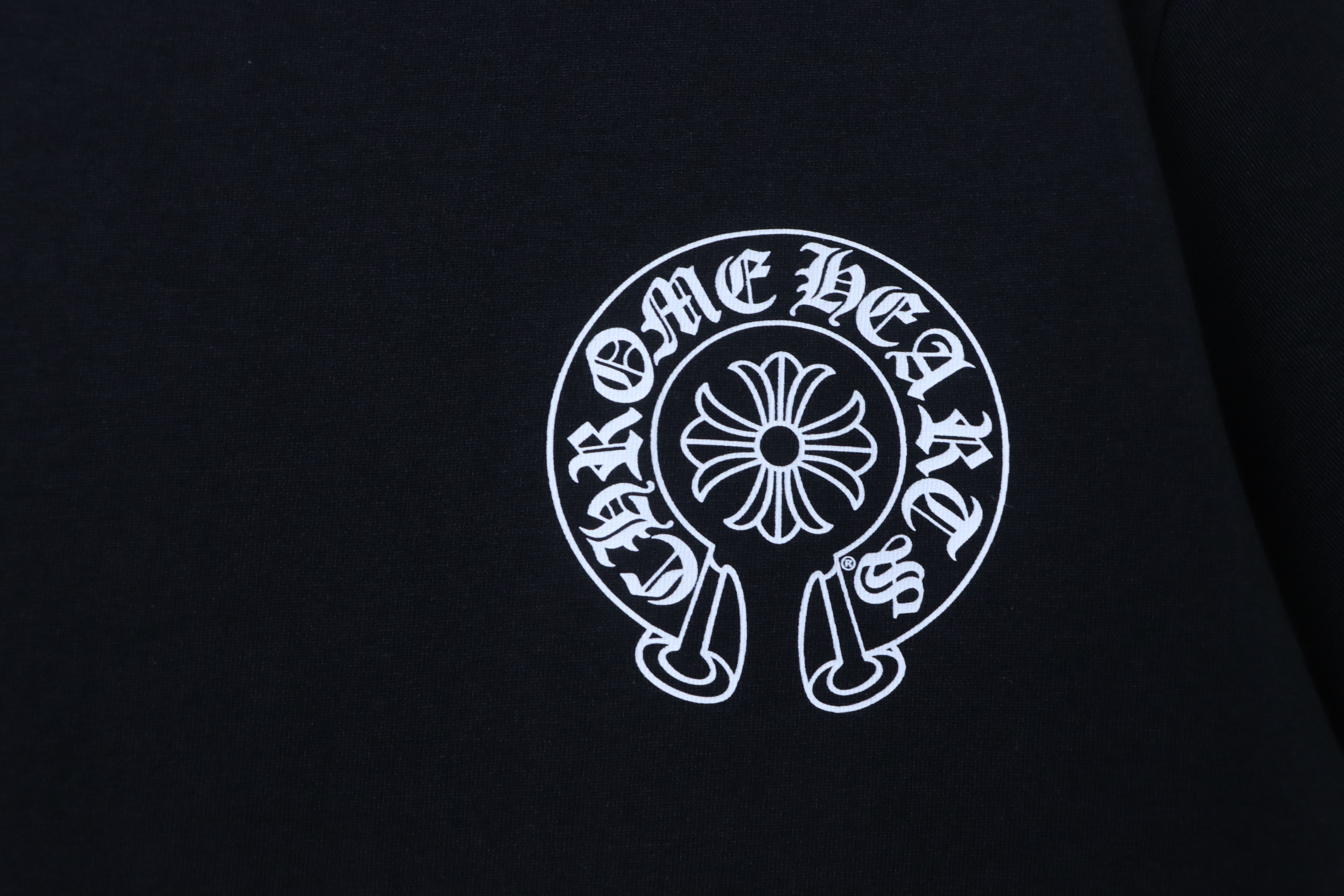 Chrome Hearts 26SS Los Angeles Horseshoe Logo Horseshoe Print Short Sleeve T-Shirt Style 2