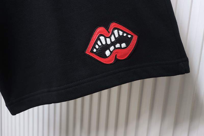 Chrome Hearts 26SS Red Lips Applique Embroidered Red Shorts Style 1