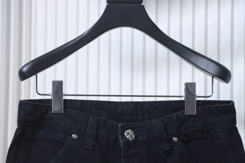 Chrome Hearts Cross Applique Leather Label Cargo Denim Shorts Style 4