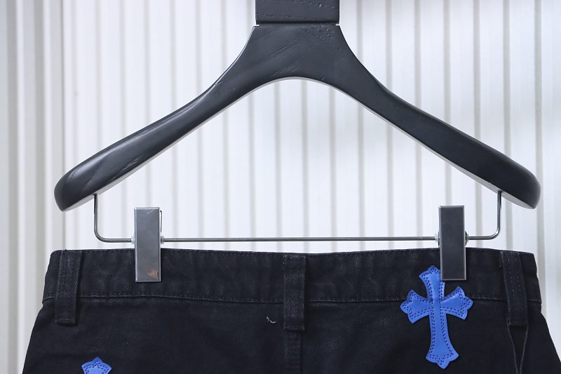 Chrome Hearts Cross Applique Leather Label Cargo Denim Shorts Style 4