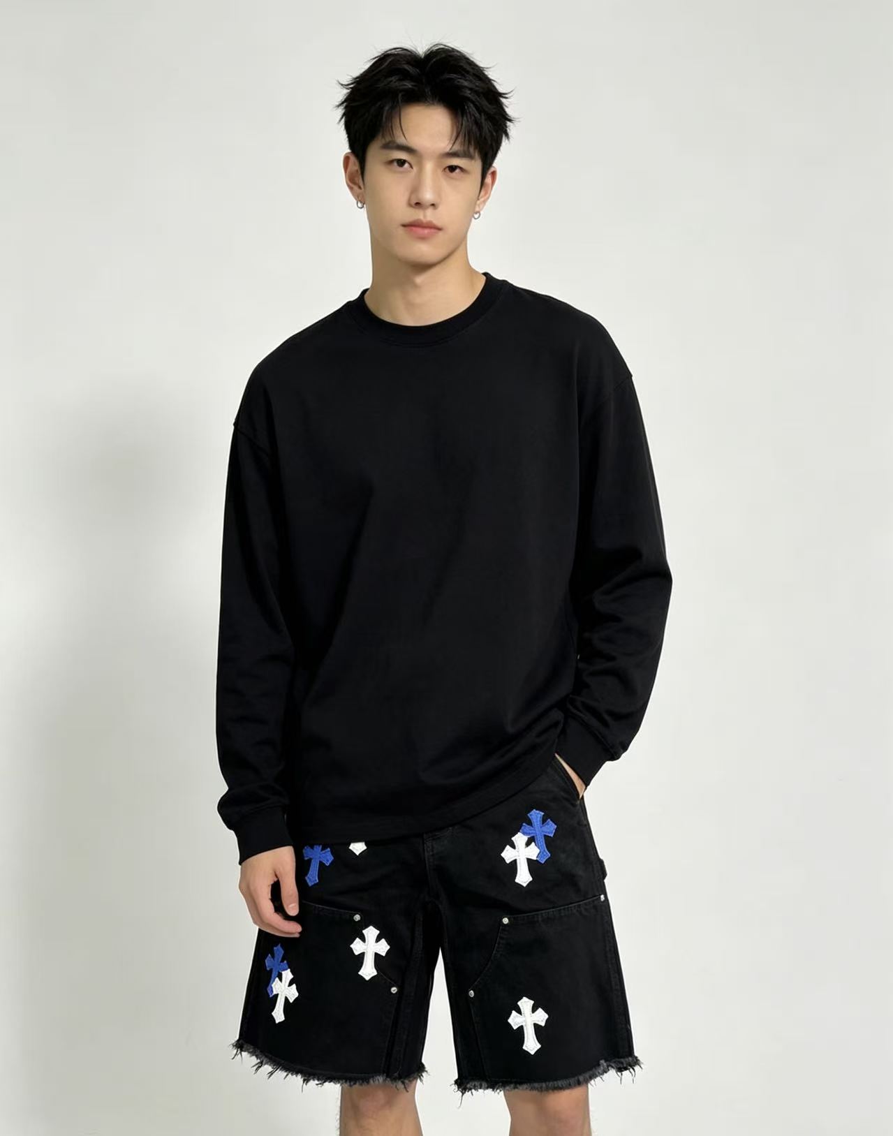 Chrome Hearts Cross Applique Leather Label Cargo Denim Shorts Style 4