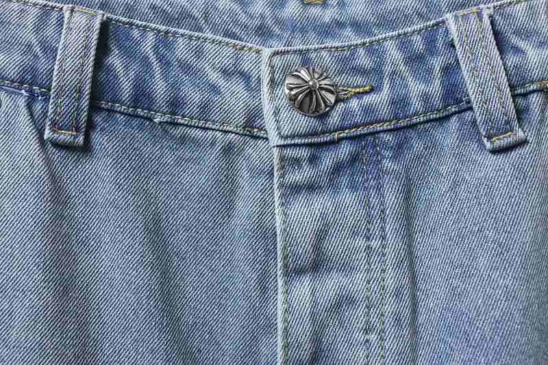 Chrome Hearts Cross Applique Leather Label Cargo Denim Shorts Style 5