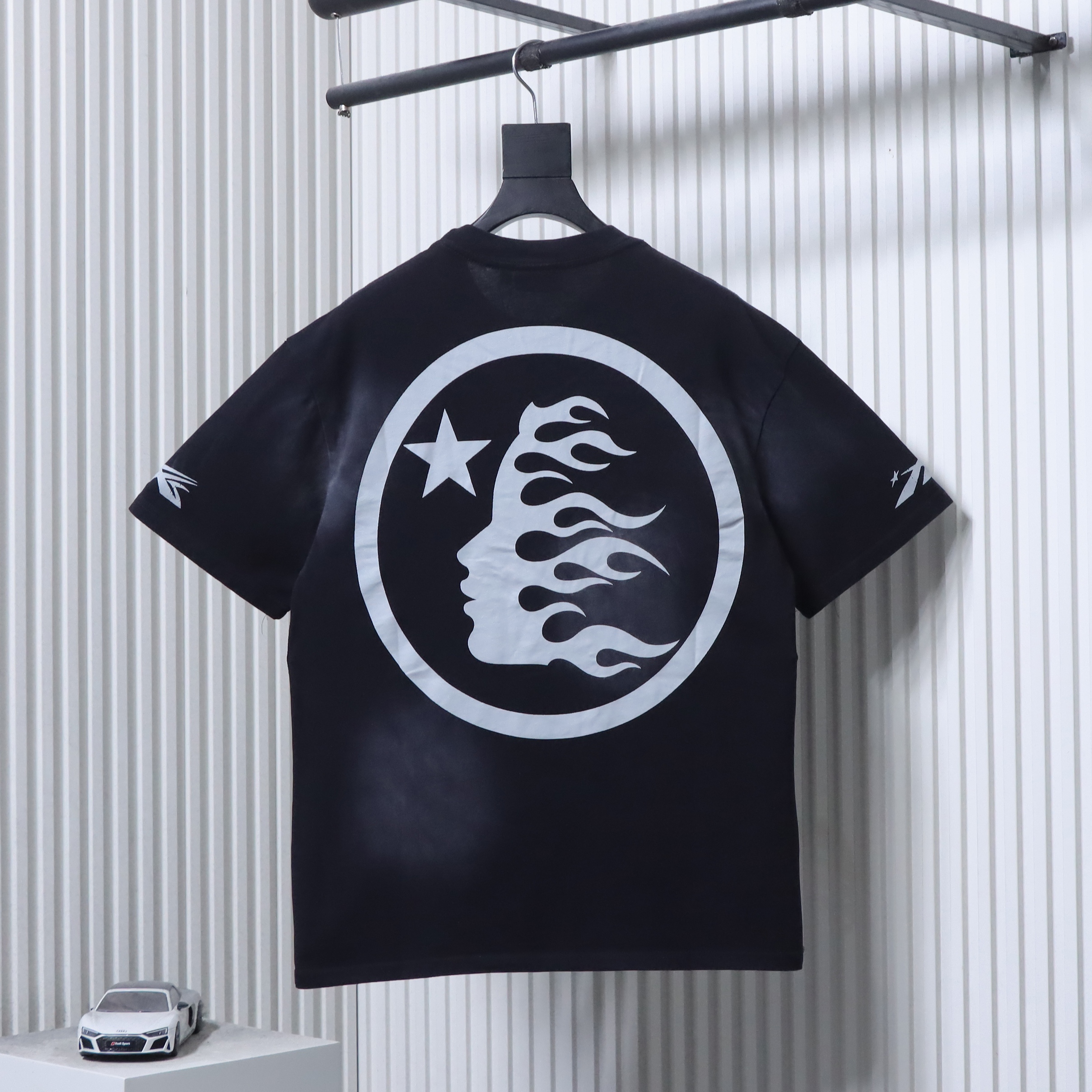 Hellstar Washed Flame Face Short Sleeve T-Shirt Style 1