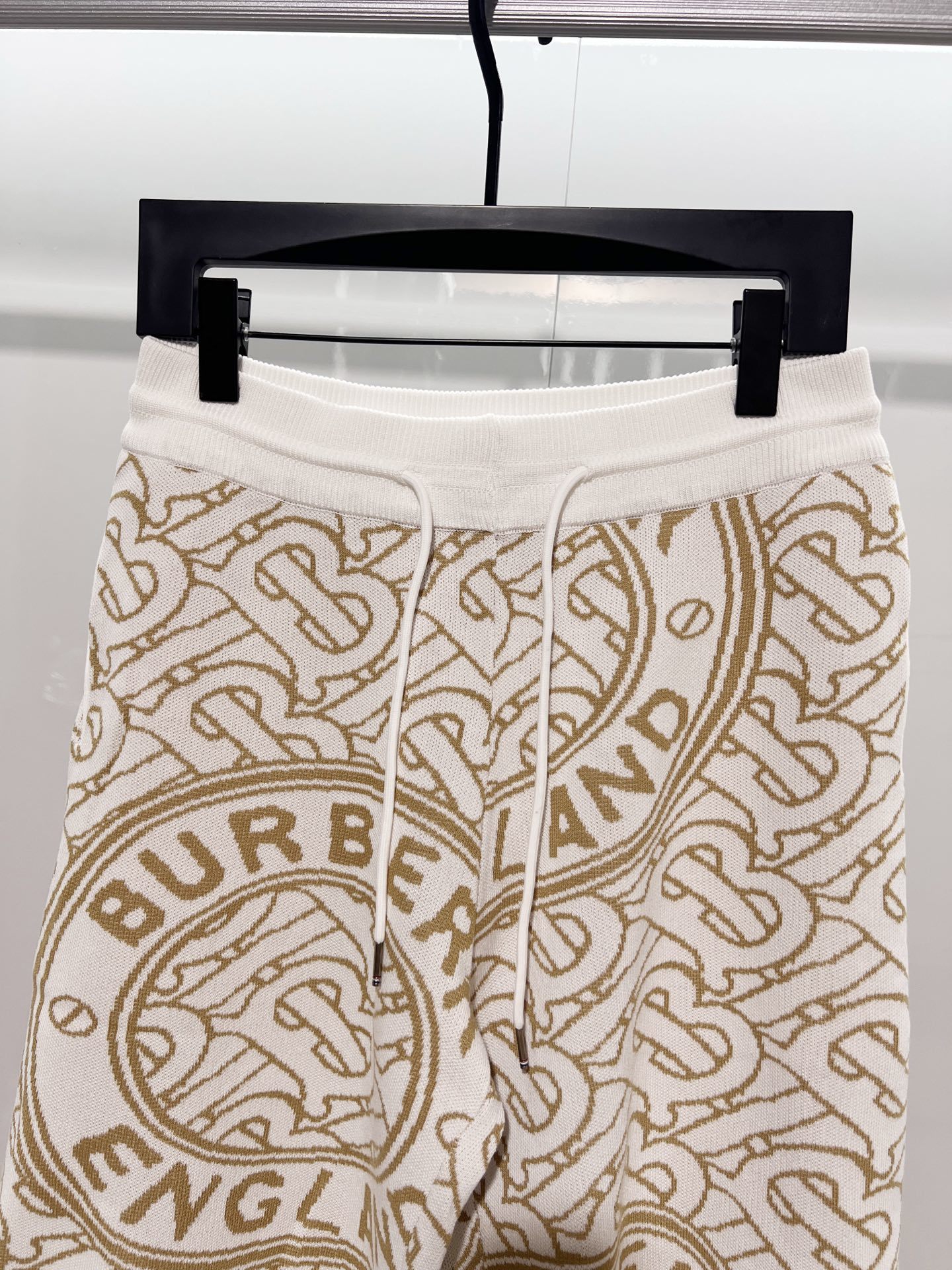 BURBERRY 2026 SS Knit Horizontal Stripe Shorts