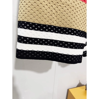 BURBERRY 2026 SS Knit Pebbled Texture Shorts 02