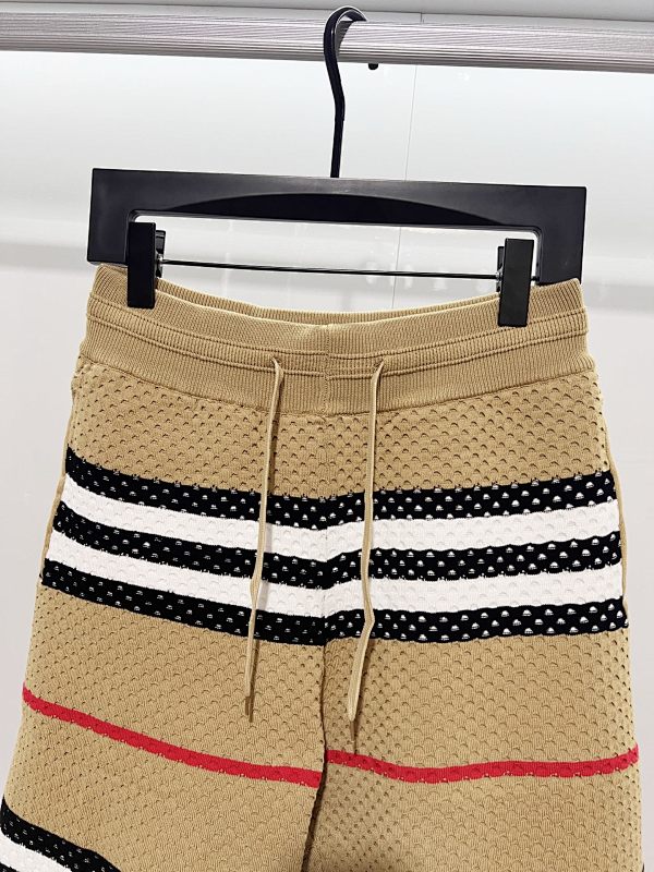 BURBERRY 2026 SS Knit Pebbled Texture Shorts