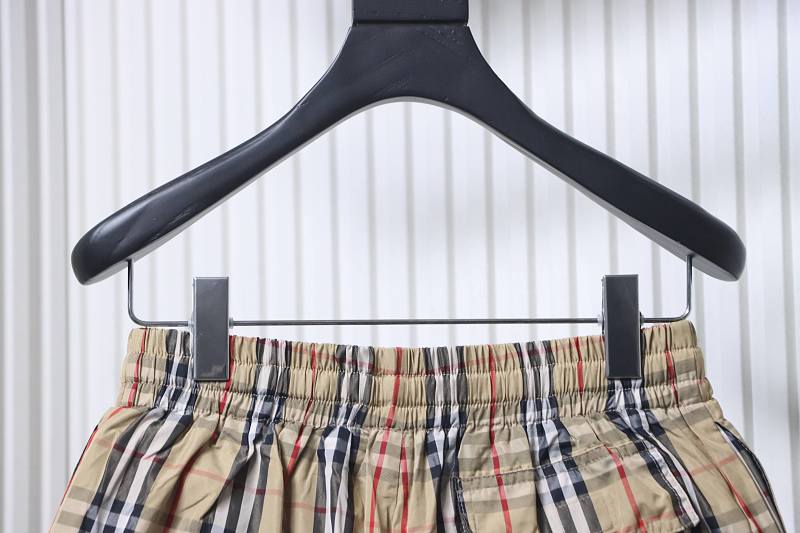 BURBERRY 22SS Beach Check Shorts