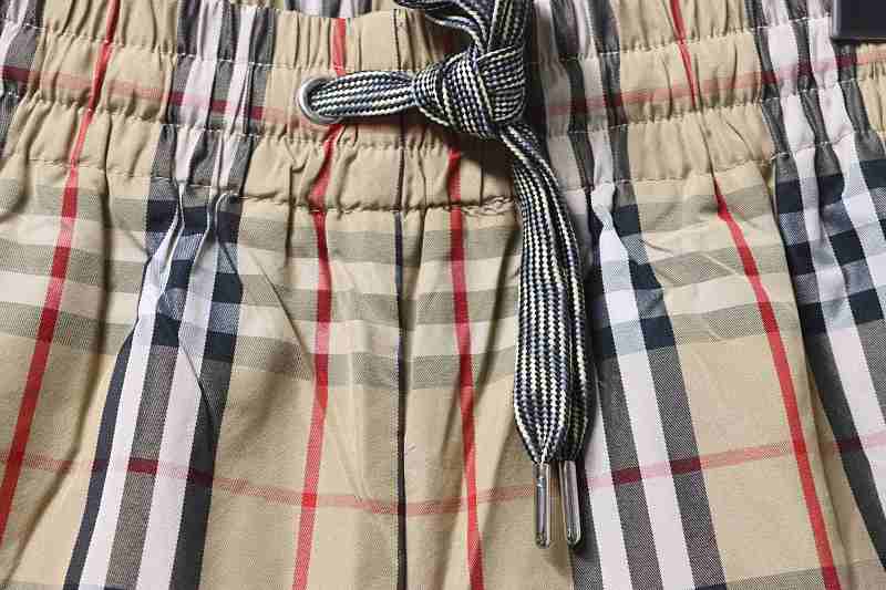 BURBERRY 22SS Beach Check Shorts