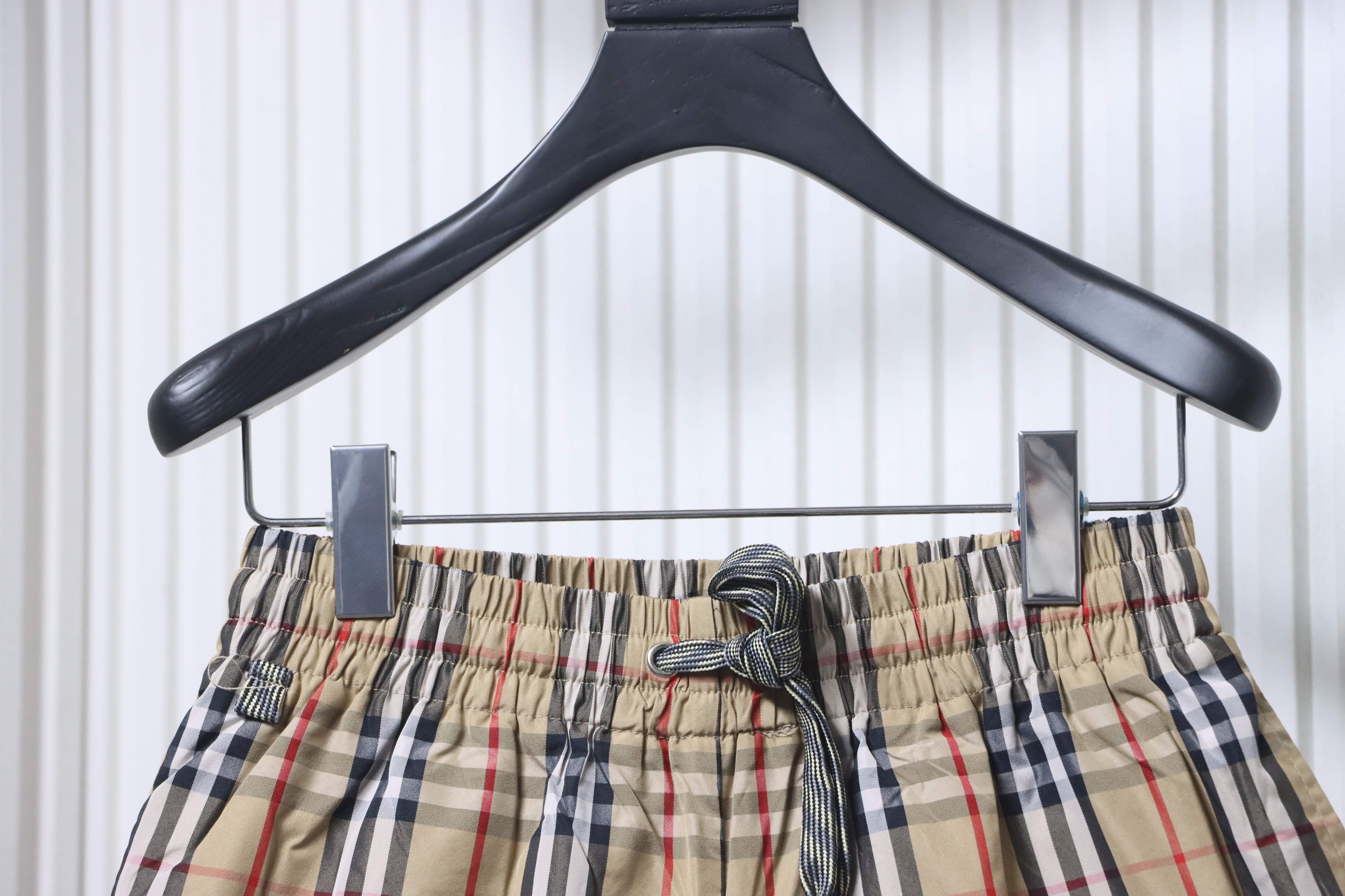 BURBERRY 22SS Beach Check Shorts