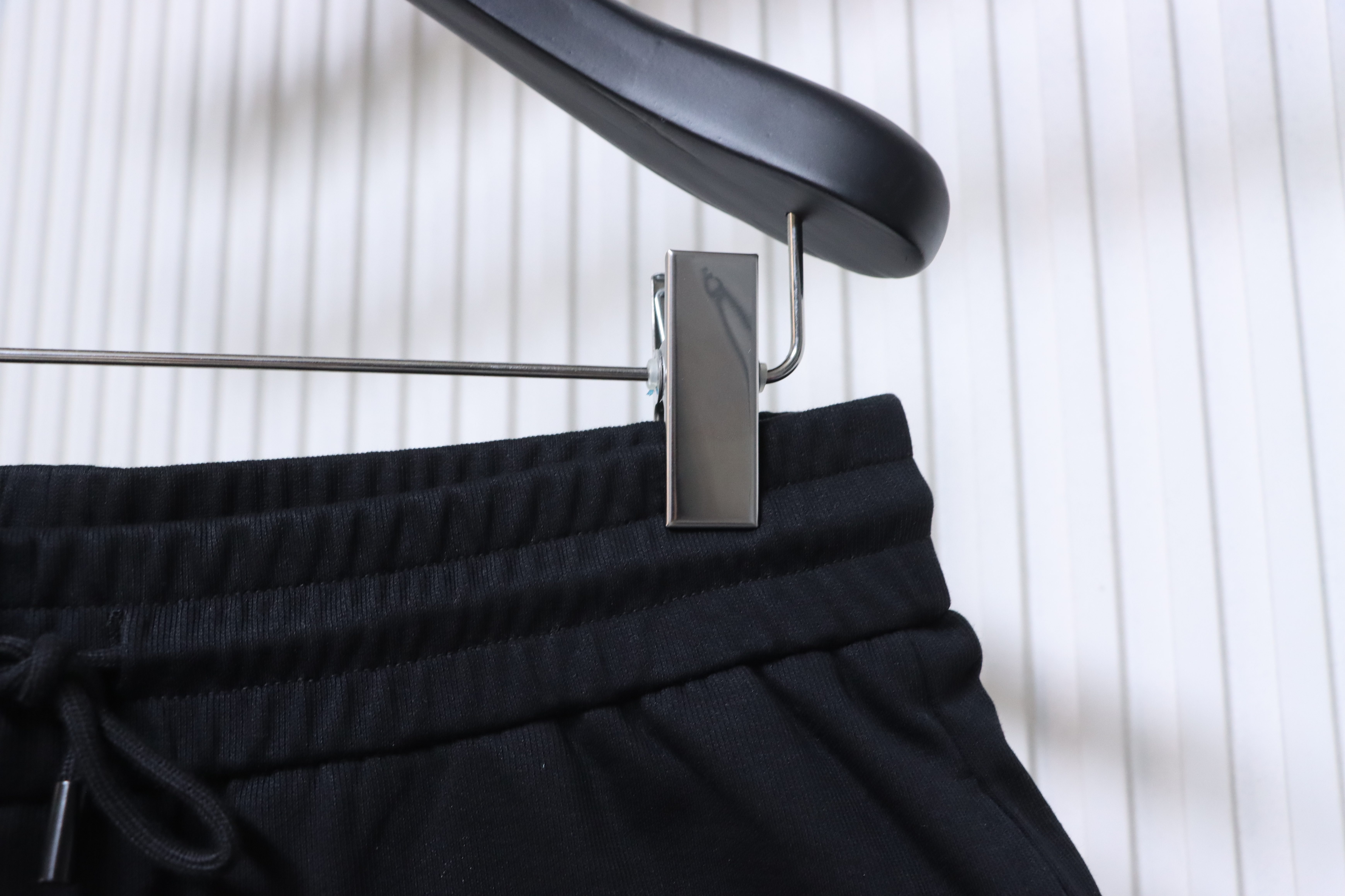 BURBERRY 24FW Classic Rubberized Logo Shorts