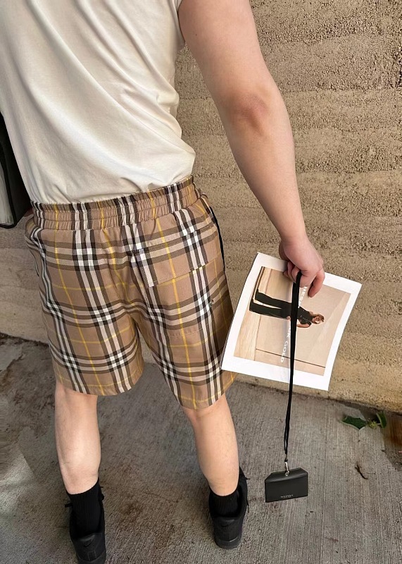 BURBERRY 24SS Beach Check Shorts