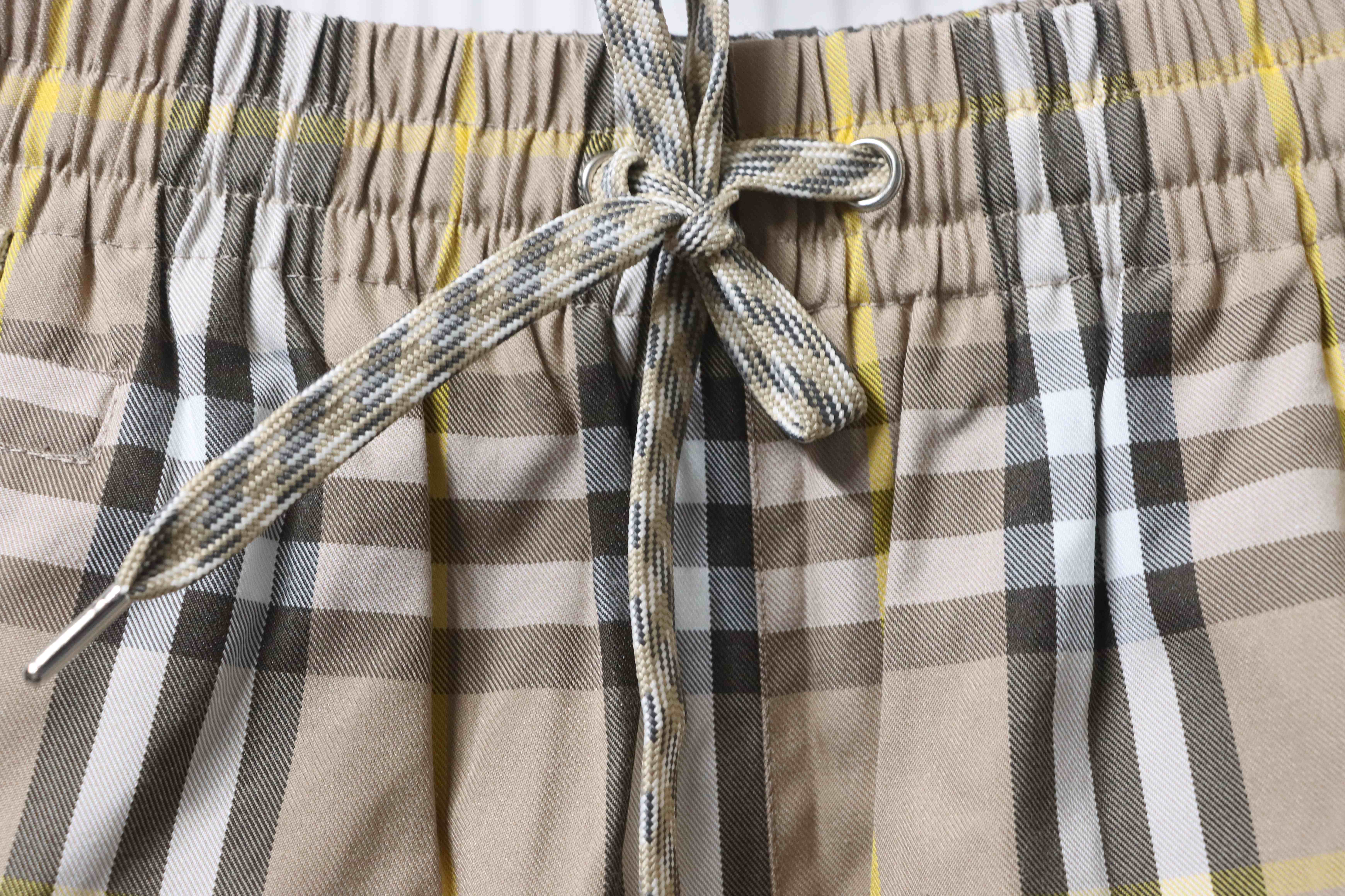 BURBERRY 24SS Beach Check Shorts