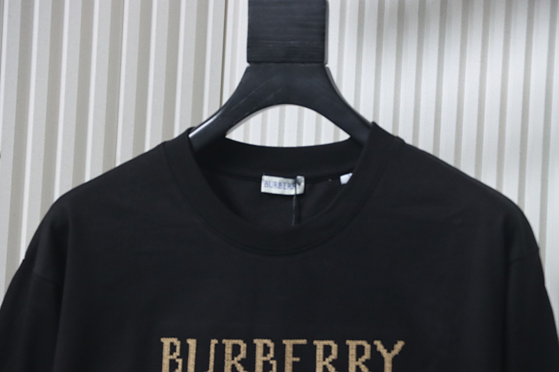 BURBERRY 25FW Check Equestrian Embroidery Long Sleeve T-Shirt Style 1