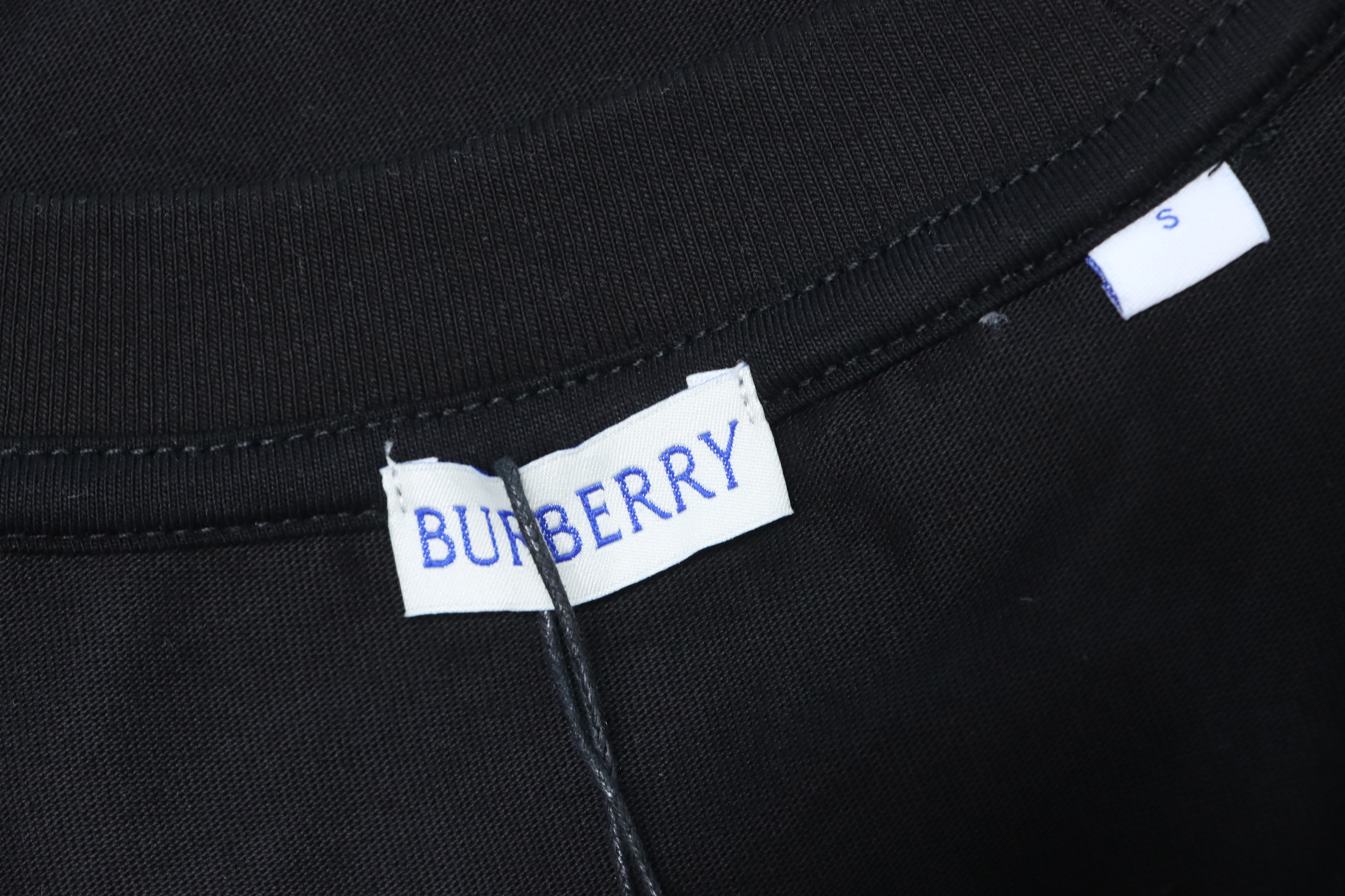 BURBERRY 25FW Check Equestrian Embroidery Long Sleeve T-Shirt Style 1