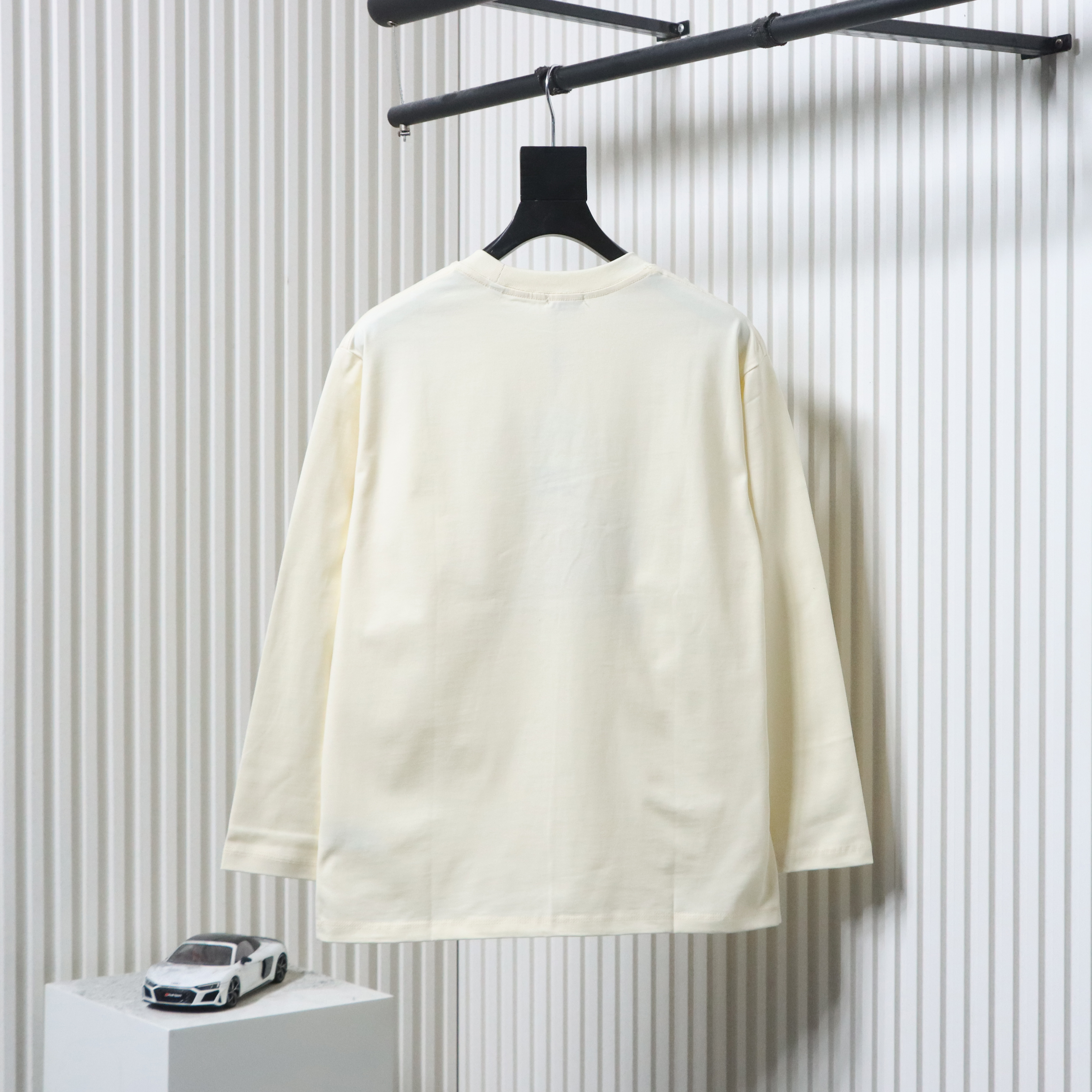 BURBERRY 25FW Check Equestrian Embroidery Long Sleeve T-Shirt Style 2