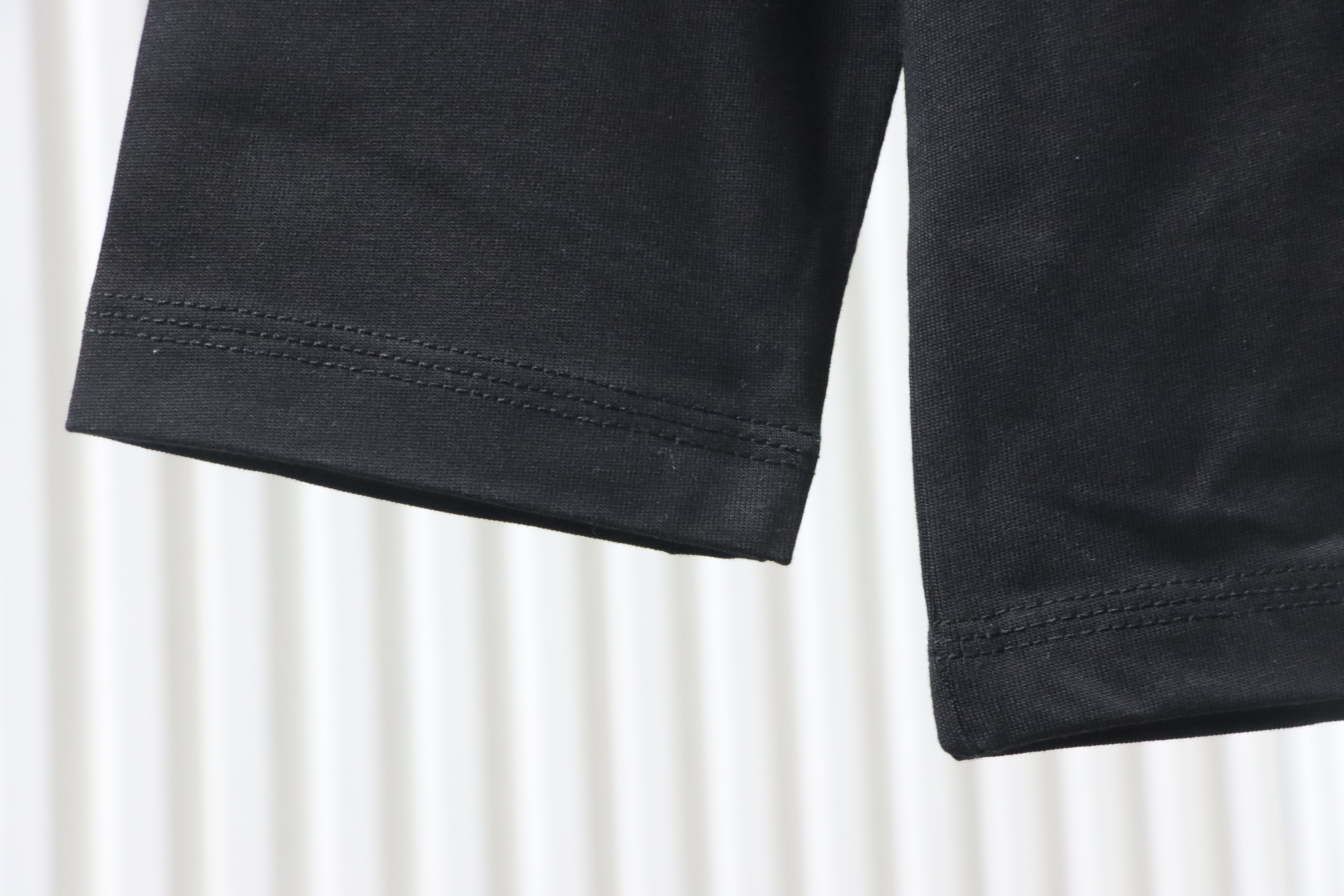 BURBERRY 25FW Embroidery Logo Long Sleeve T-Shirt Style 1