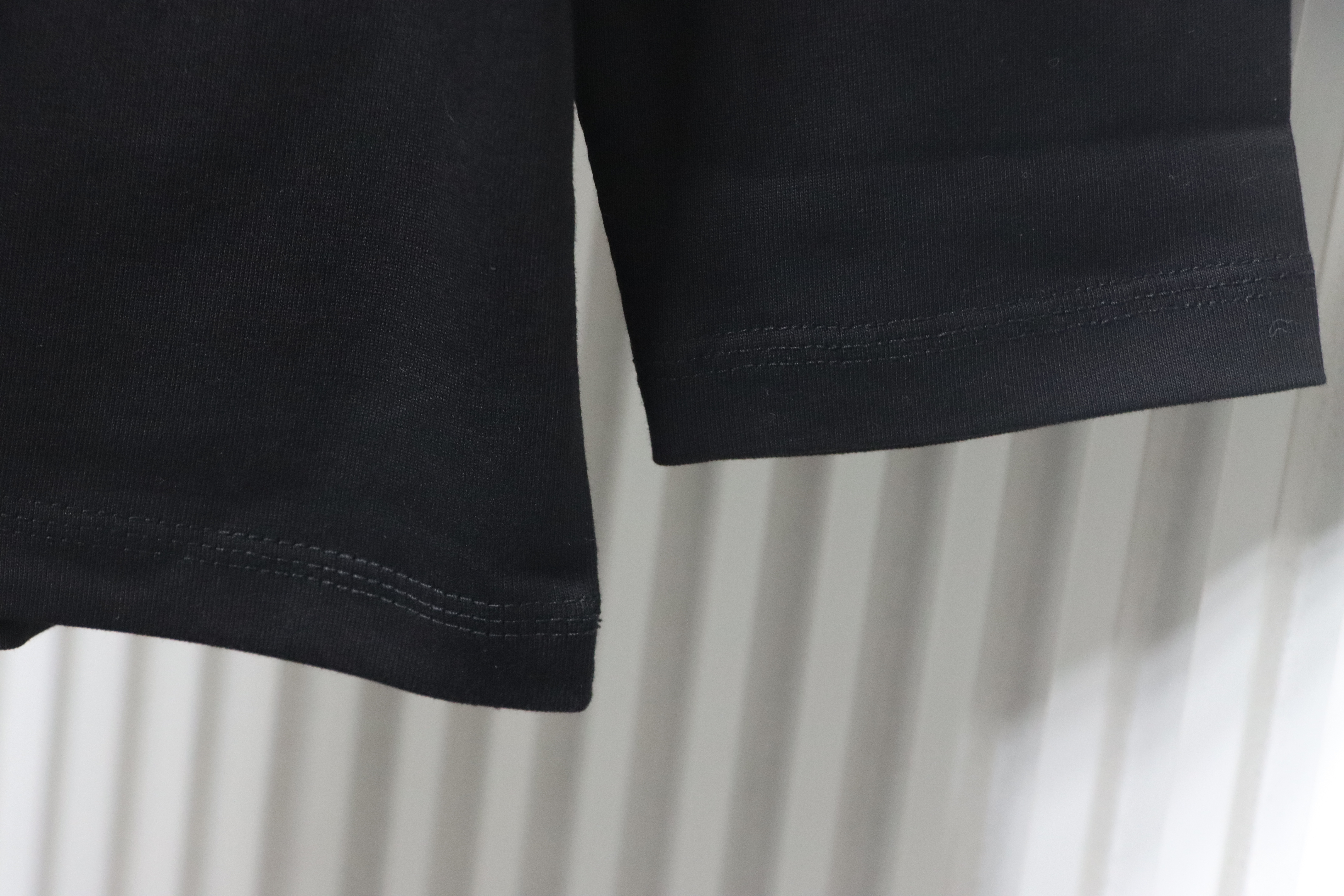 BURBERRY 25FW Embroidery Logo Long Sleeve T-Shirt Style 1