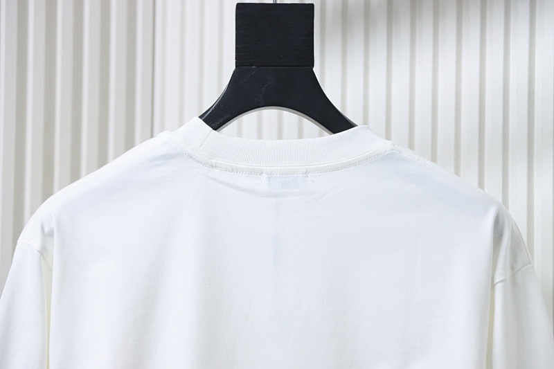 BURBERRY 25FW Embroidery Logo Long Sleeve T-Shirt Style 2
