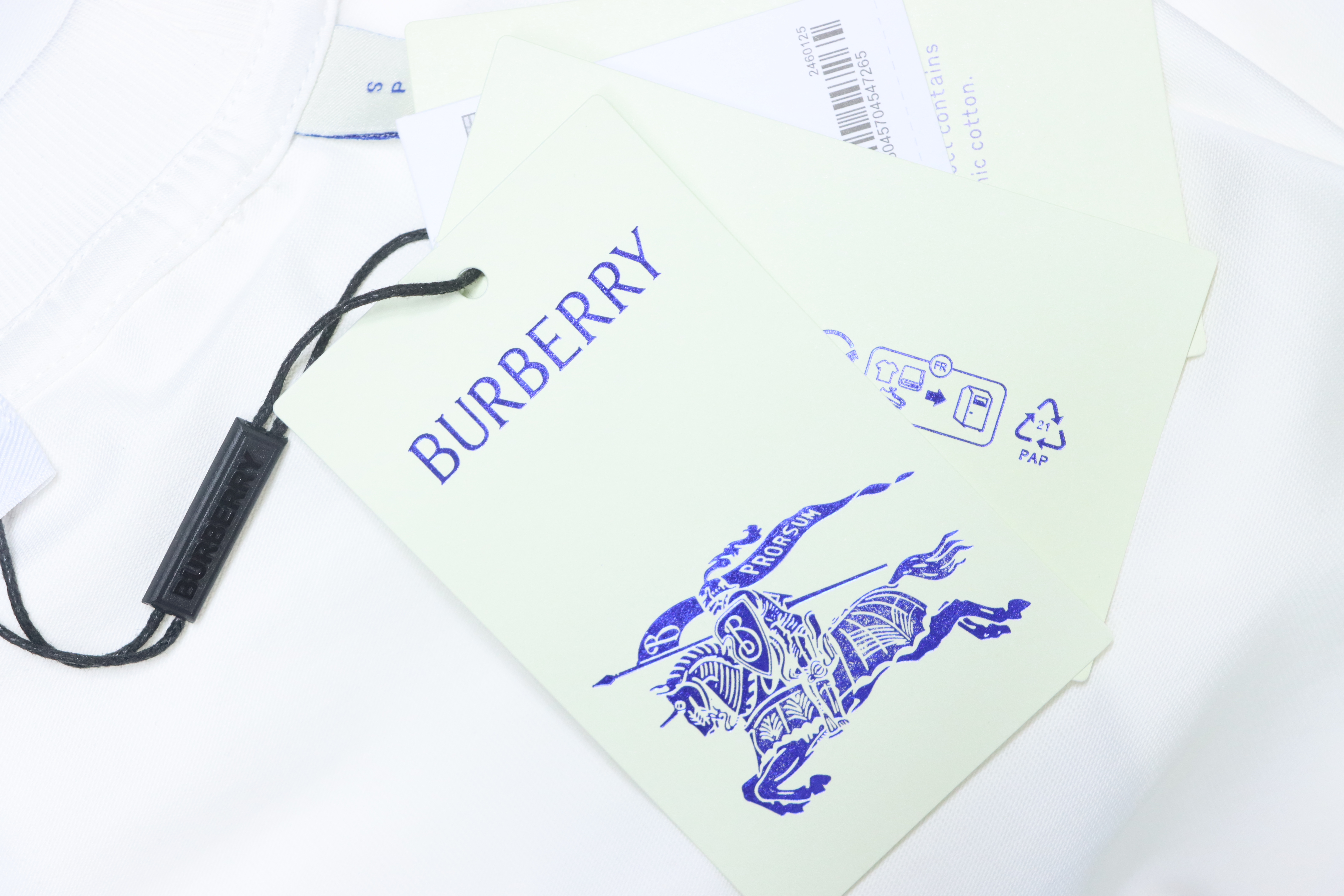 BURBERRY 25FW Embroidery Logo Long Sleeve T-Shirt Style 2