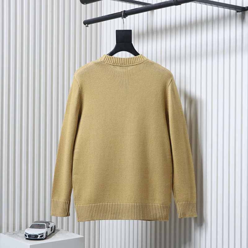 BURBERRY 25FW Equestrian Embroidery Crew Neck Sweater Style 2
